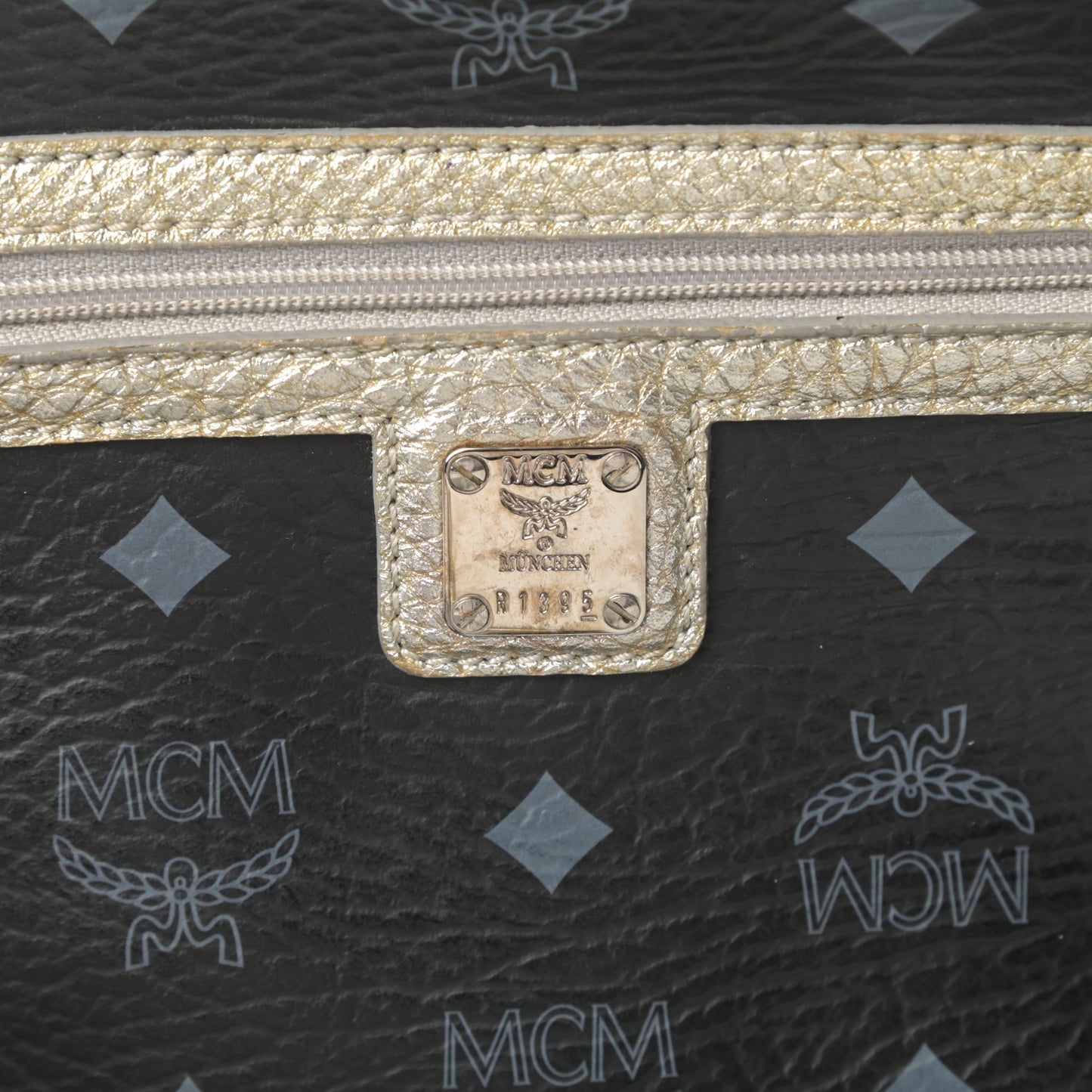 Visetos Striped Munich Lion Tote Black