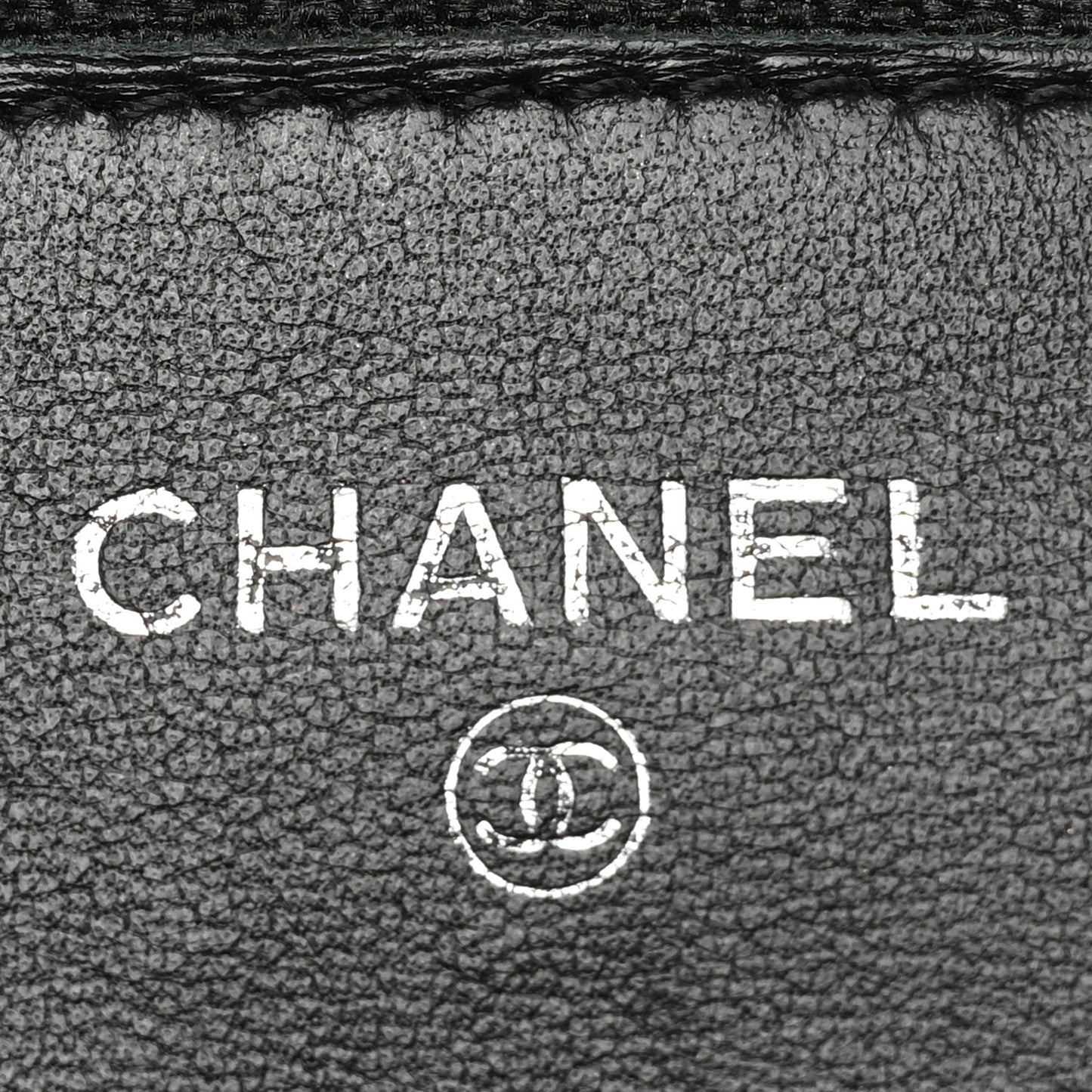 Lambskin Quilted Wallet On Chain WOC Black