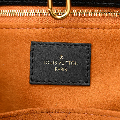 Louis Vuitton Empreinte Monogram Giant Onthego MM Black 6 of 9