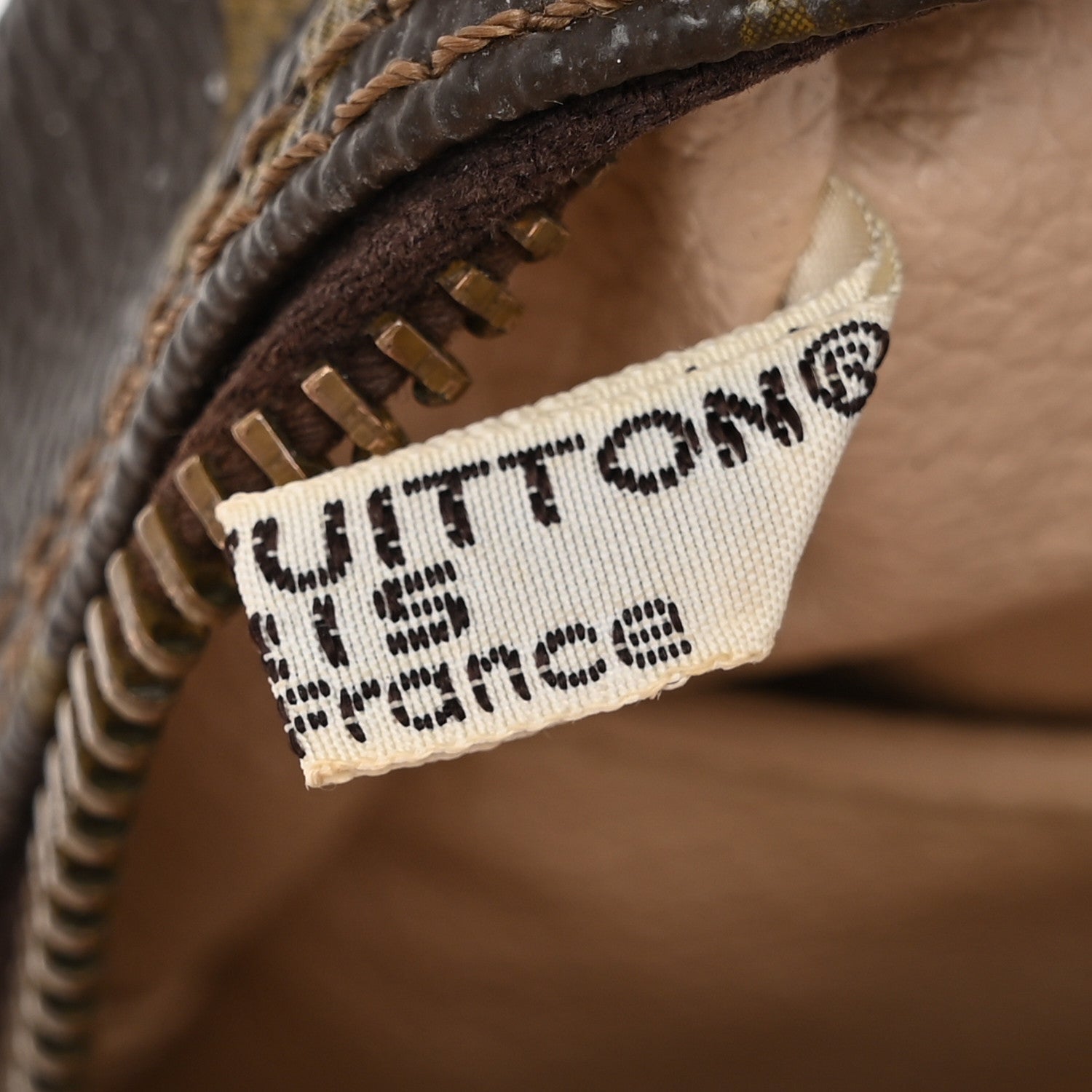 Louis Vuitton Monogram Trousse Toilette 28 6 of 9