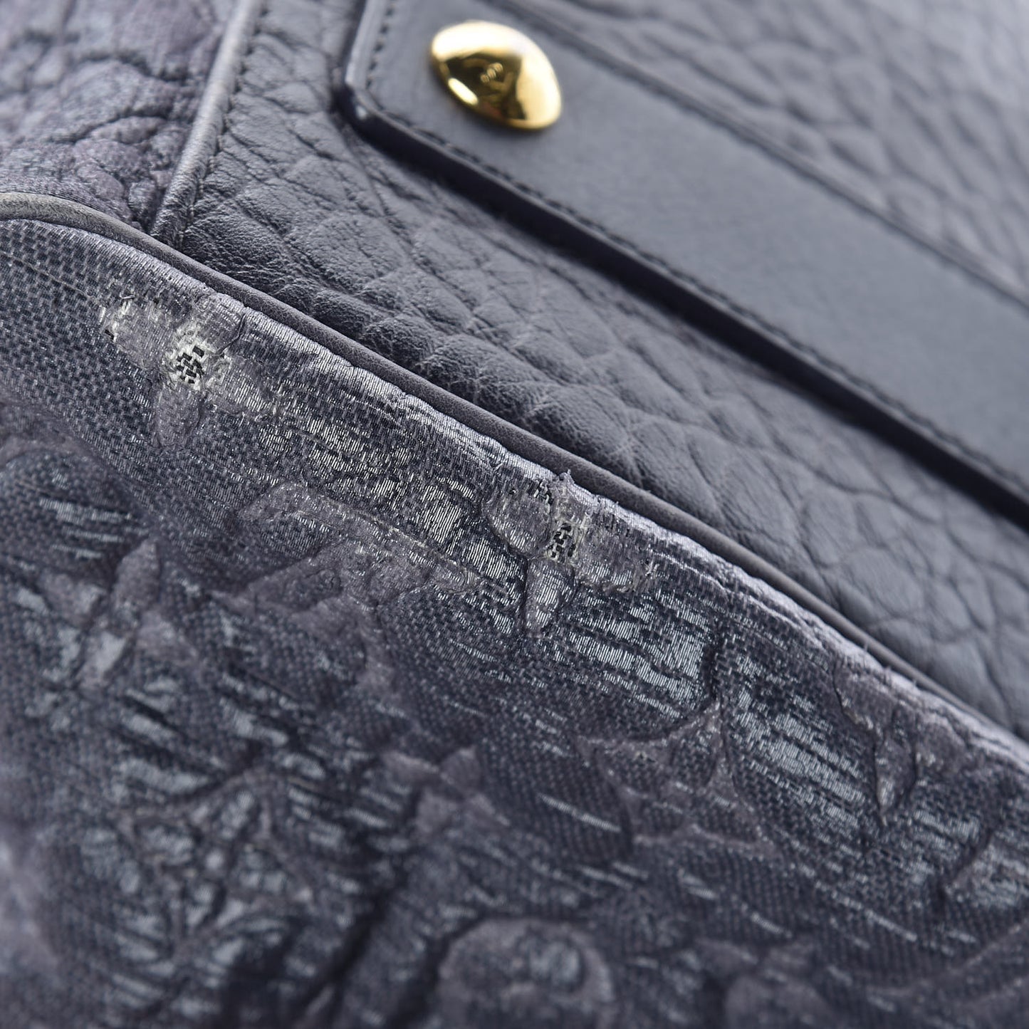 Monogram Volupte Psyche Gris