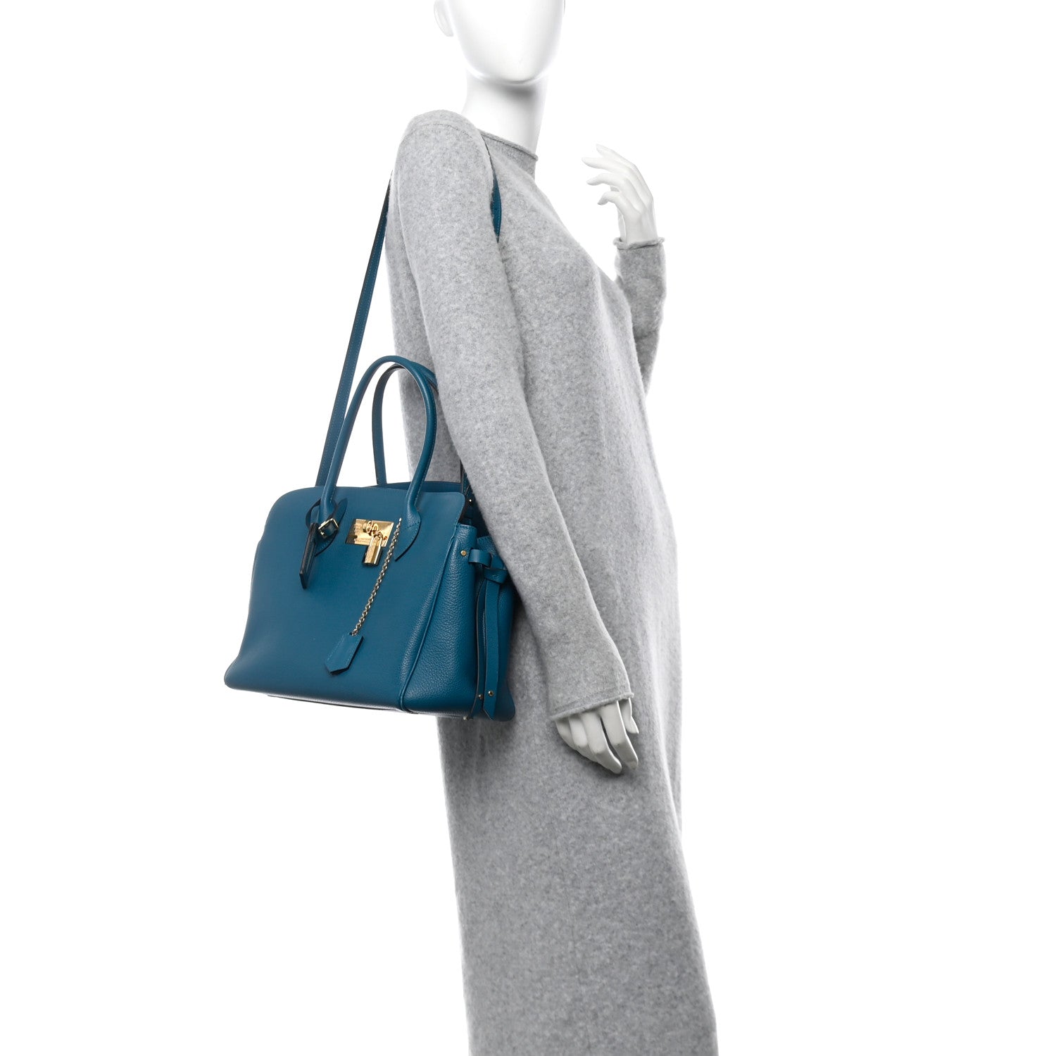Louis Vuitton Veau Nuage Milla MM Colvert 2 of 11