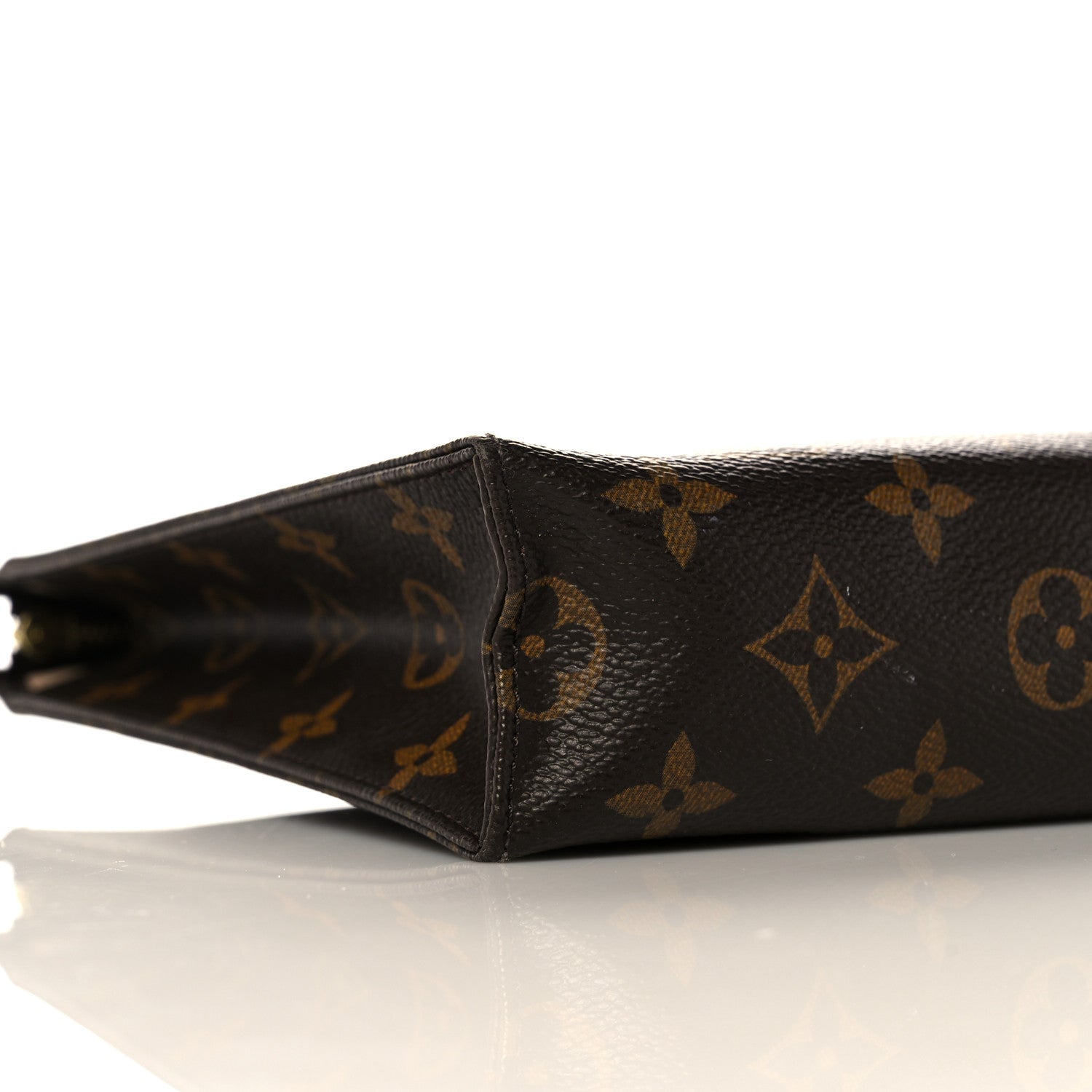 Louis Vuitton Monogram Toiletry Pouch 26 8 of 12