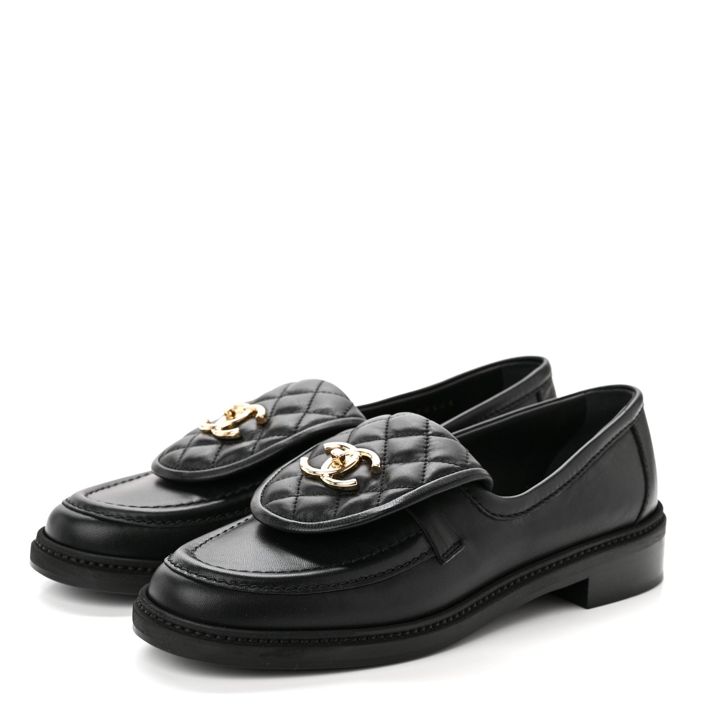 Lambskin Quilted CC Turnlock Loafers 39 Black