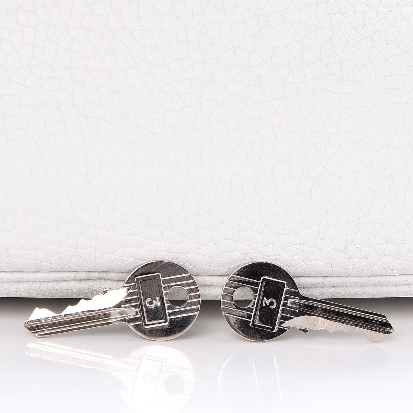 Taurillon Clemence JPG Birkin 42 White