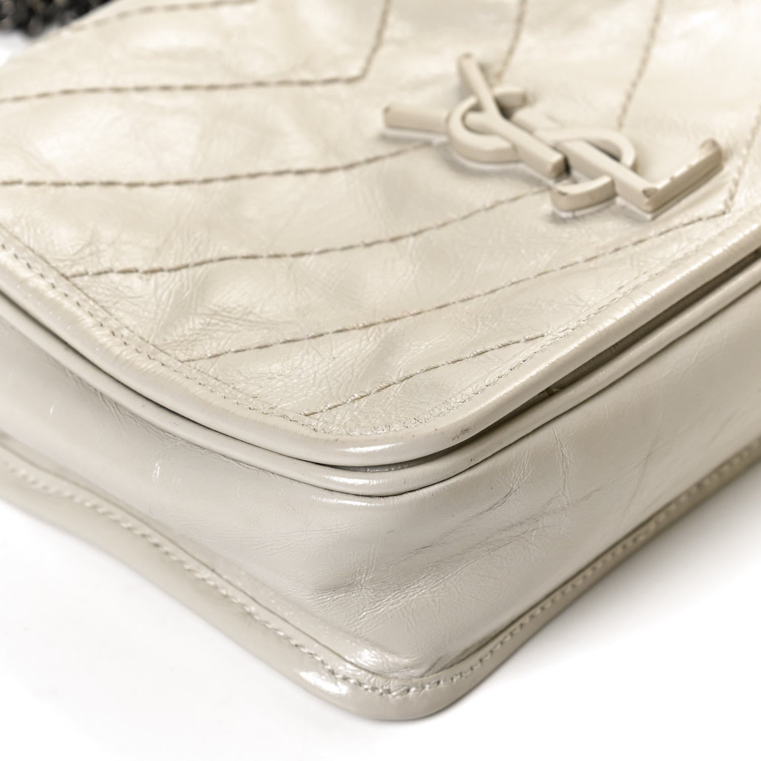 Saint Laurent Crinkled Calfskin Matelasse Monogram Niki Chain Wallet Crema Soft 12 of 15