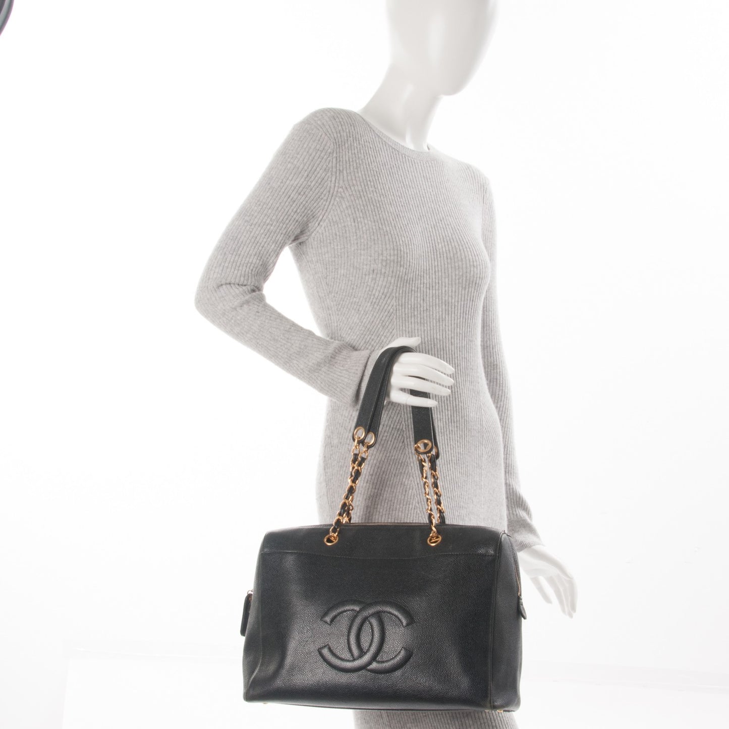 Caviar Large CC Shoulder Bag Black