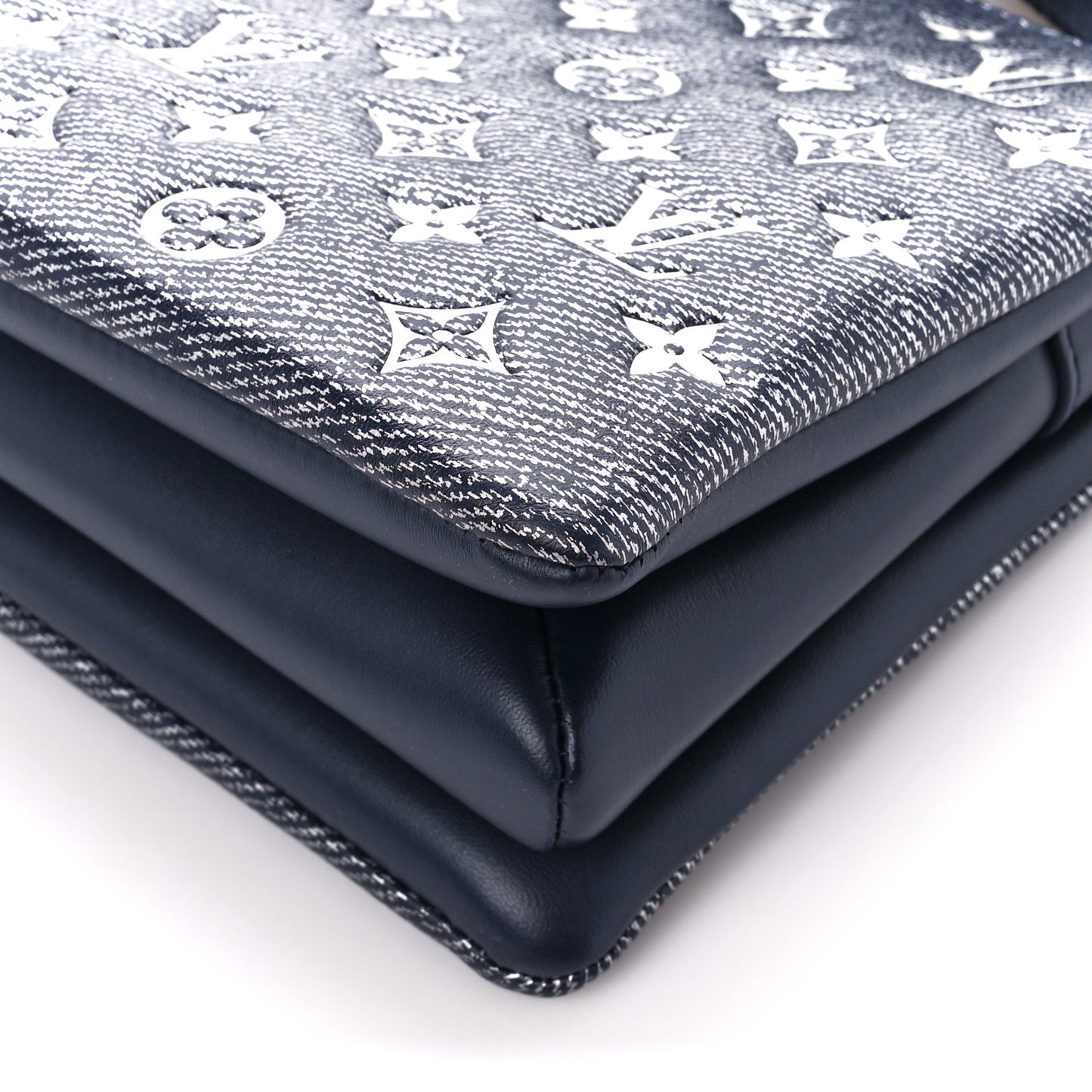 Lambskin Printed Monoglam Coussin PM Blue