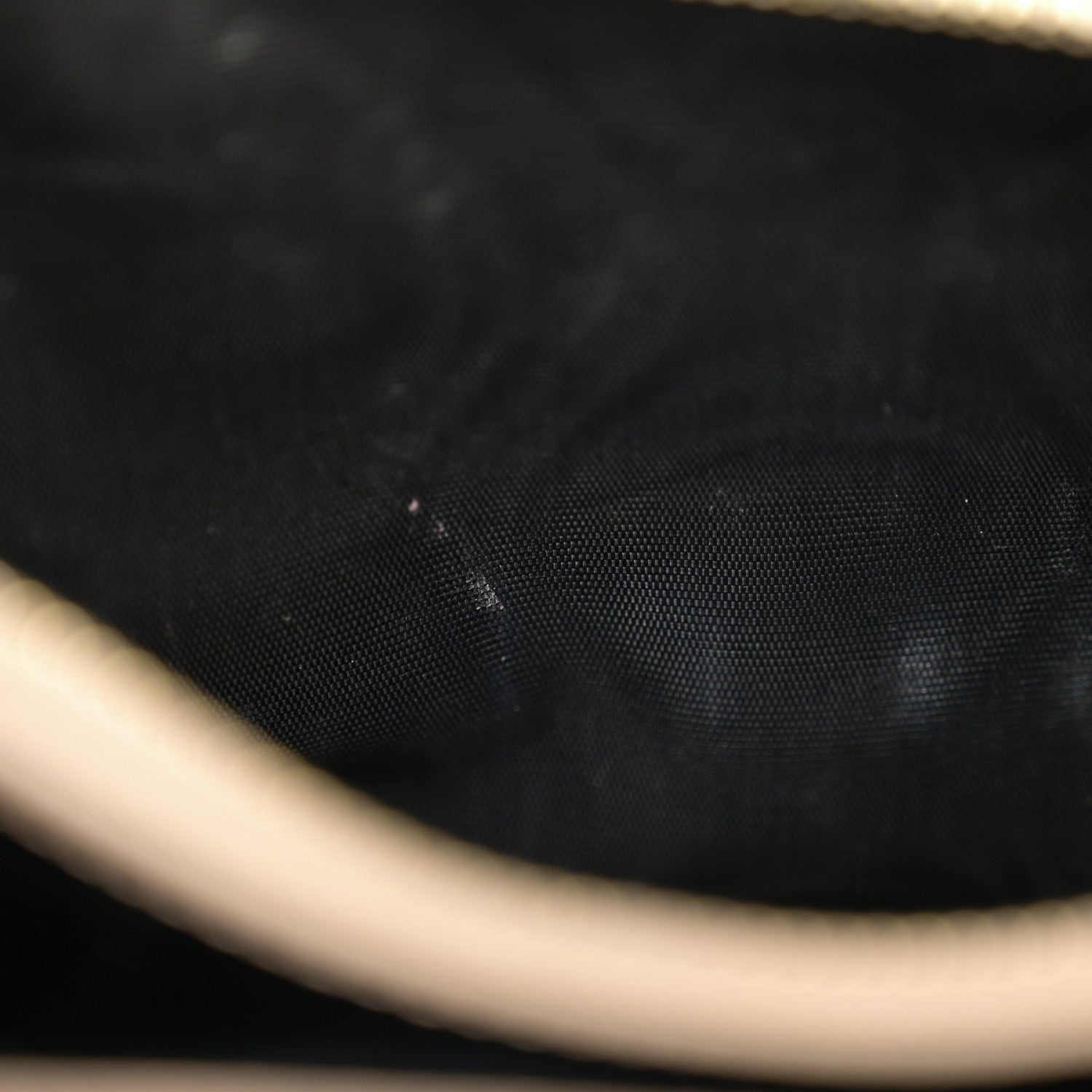 Saint Laurent Grain De Poudre Mixed Matelasse Triquilt Monogram Chain Wallet Dark Beige 9 of 9