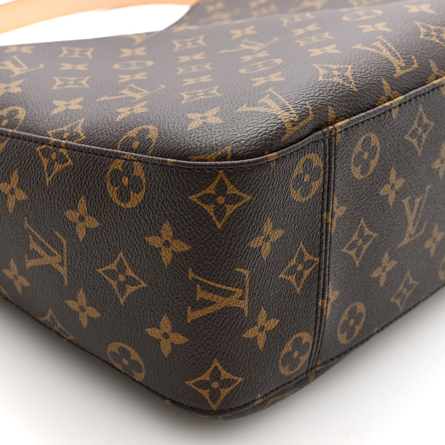 Monogram Slouchy MM
