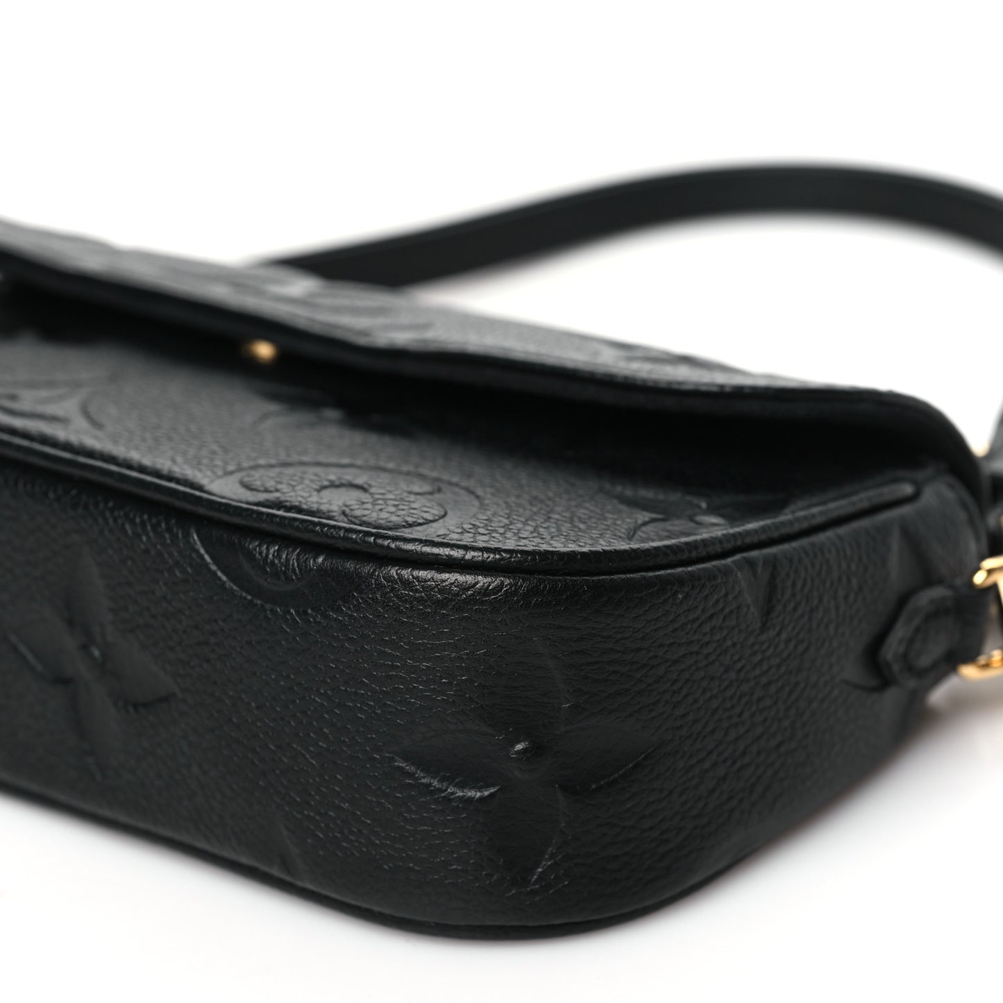 Empreinte Monogram Giant Ivy Wallet On Chain Black