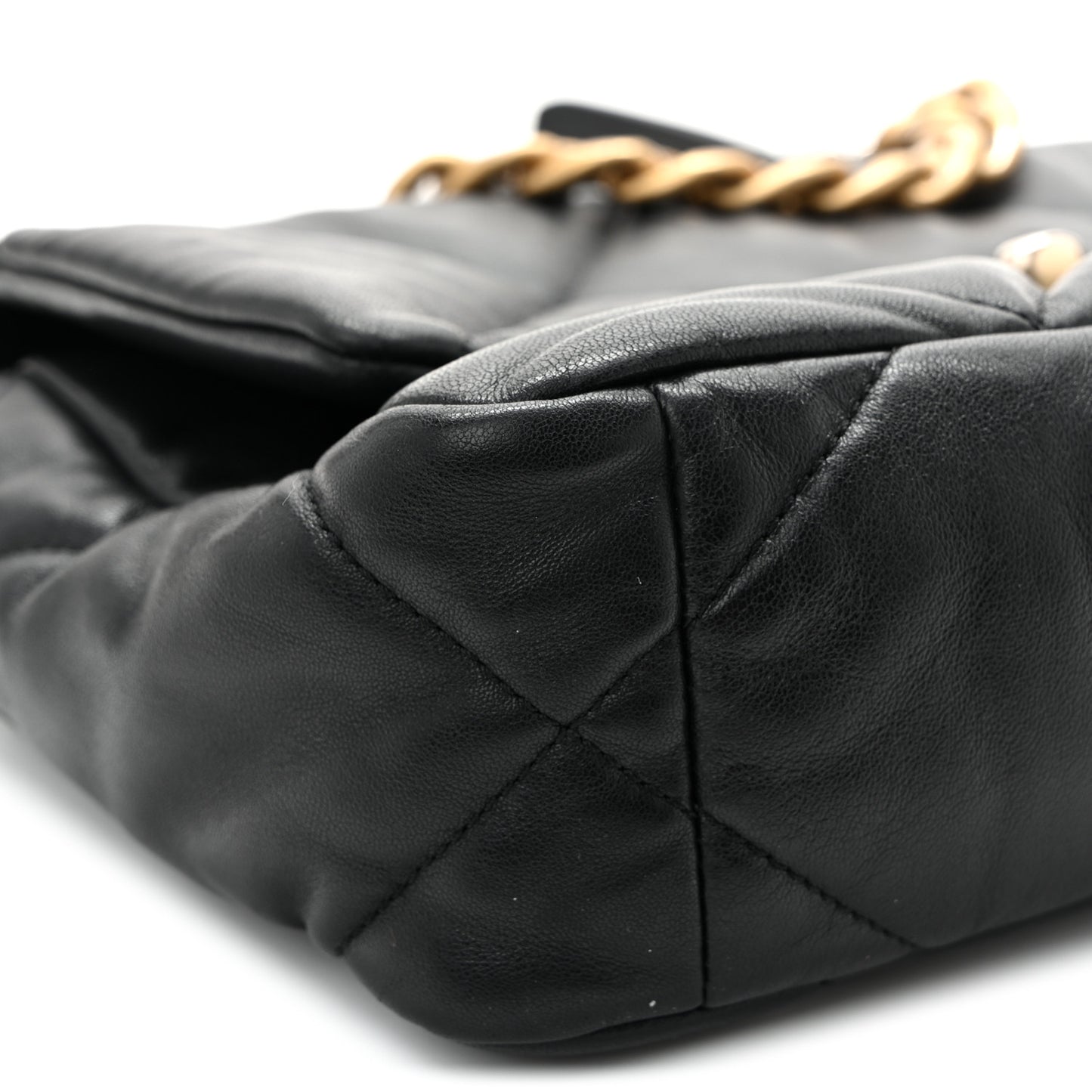 Lambskin Quilted Medium Chanel 19 Flap Black