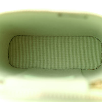Chanel Caviar Quilted Phone Holder With Chain Light Green 5 of 13