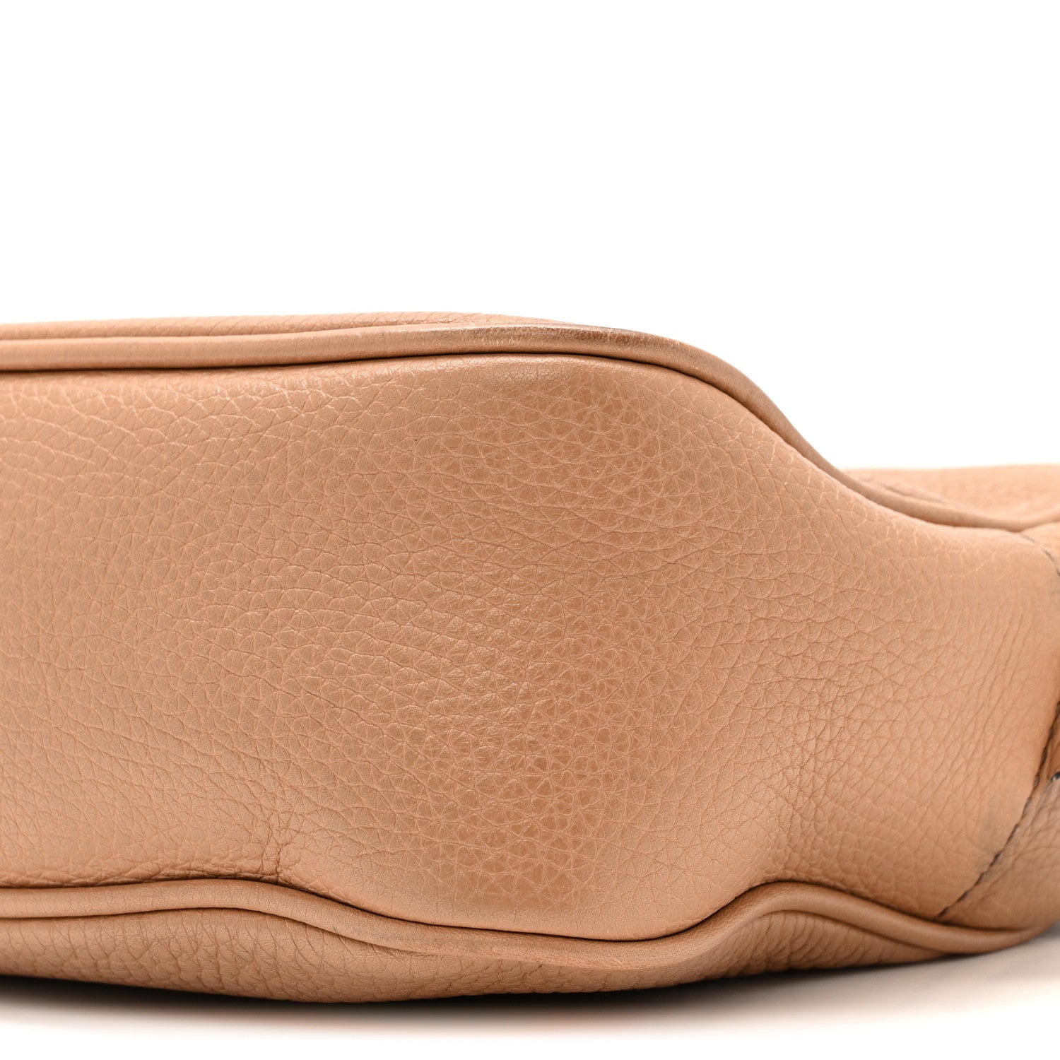 Gucci Pebbled Calfskin Small Soho Disco Bag Camelia 10 of 13