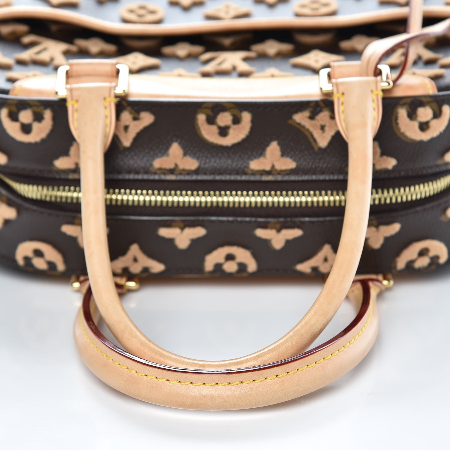 Louis Vuitton Monogram Tuffetage Deauville Cube Caramel 11 of 13