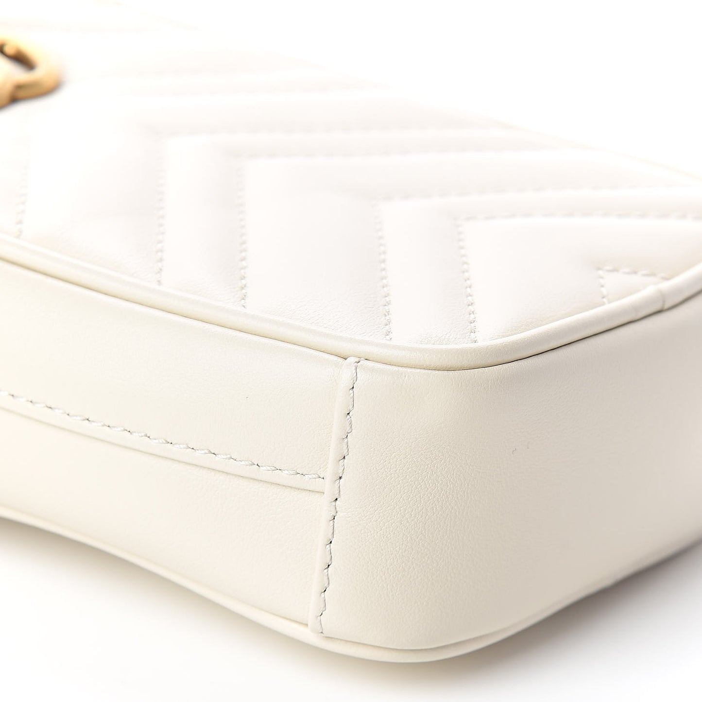 Calfskin Matelasse Mini GG Marmont Crossbody Bag White