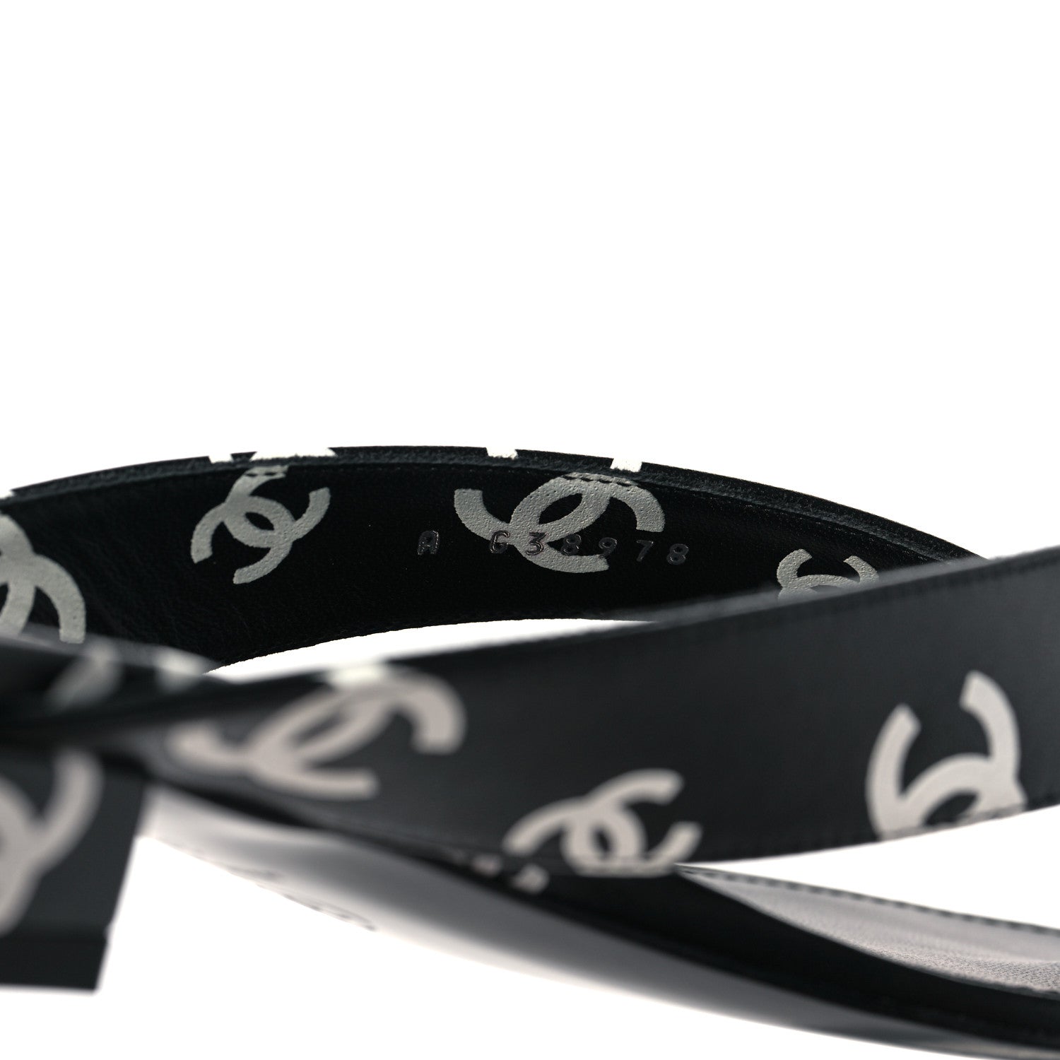 Chanel Lambskin Printed CC Thong Sandals 38.5 Black White 8 of 9