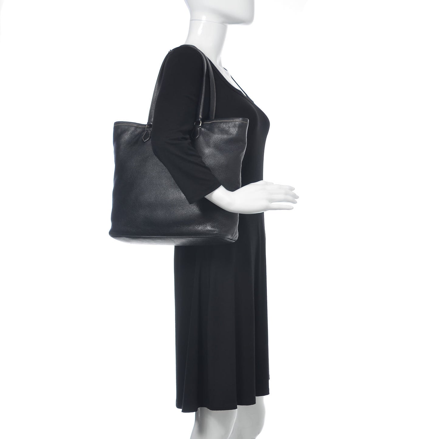 Vitello Daino Light Tote Black