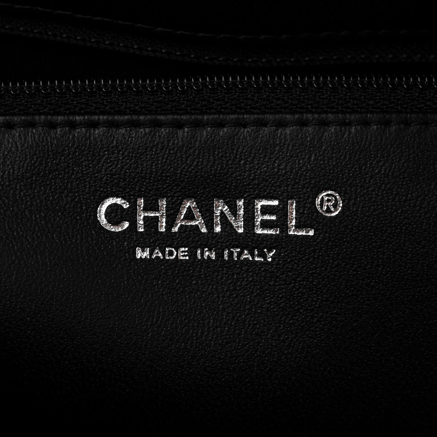 Chanel Patent Quilted Tote Black 6 of 11