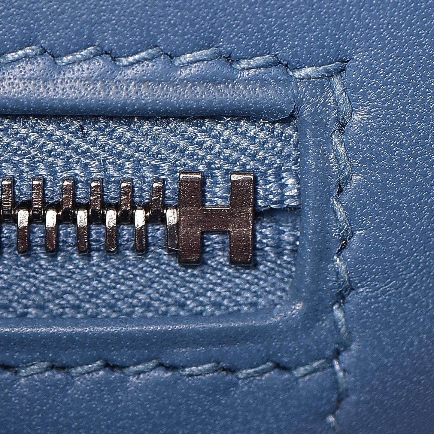 Epsom Constance 24 Bleu Azur
