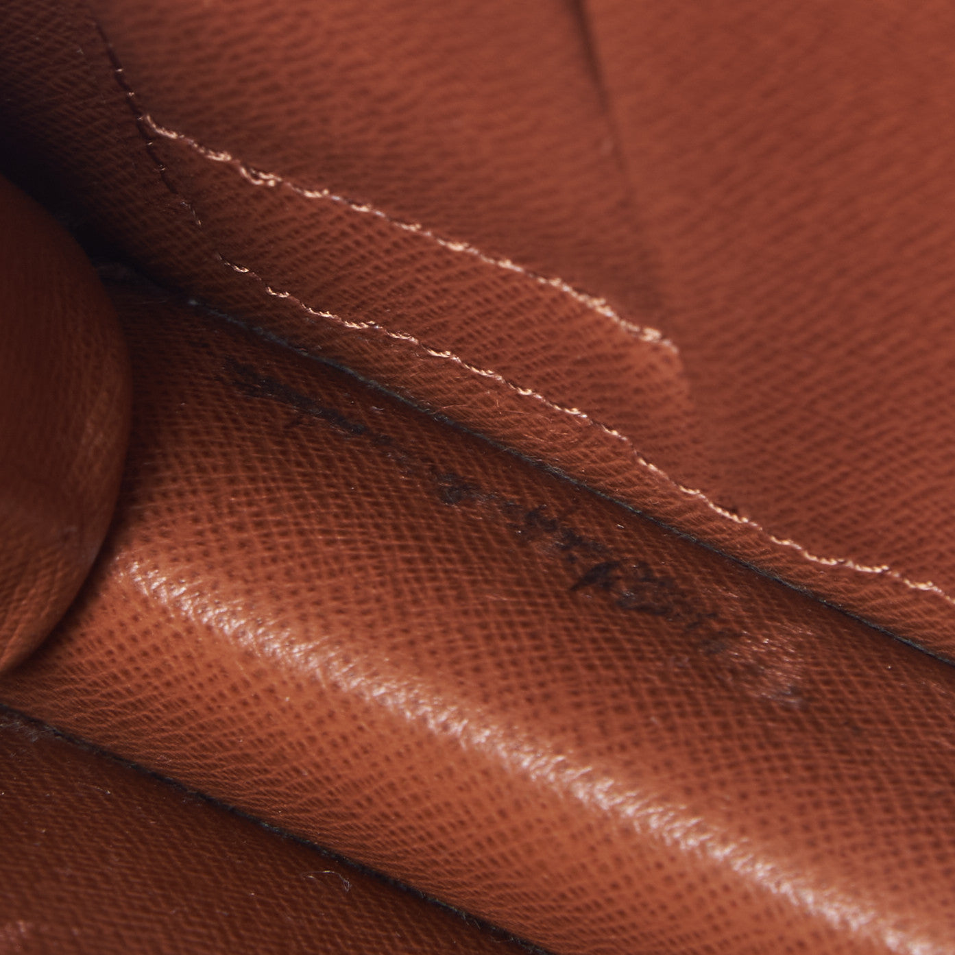 Monogram Pochette Dame 26