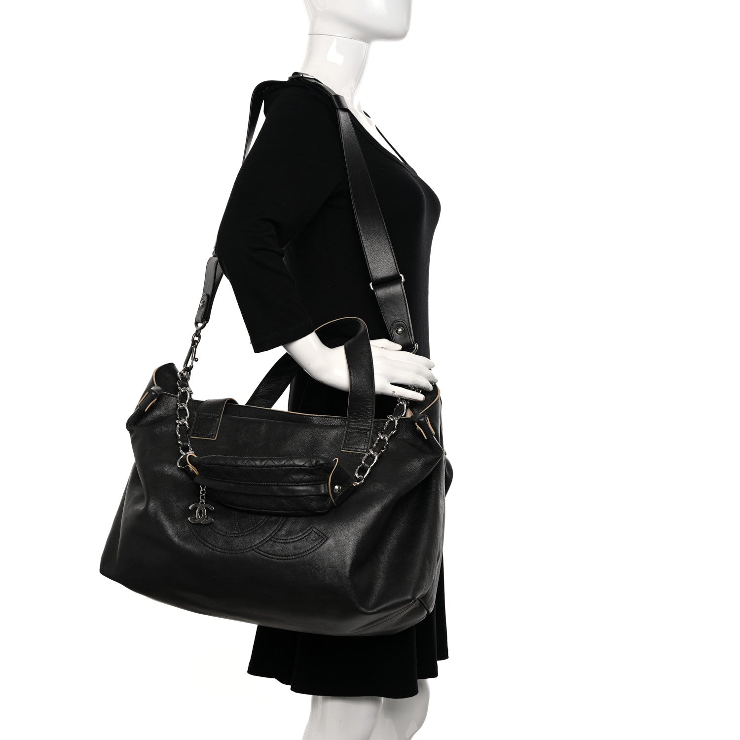 Chanel Lambskin Edgy XL Tote Black 2 of 17