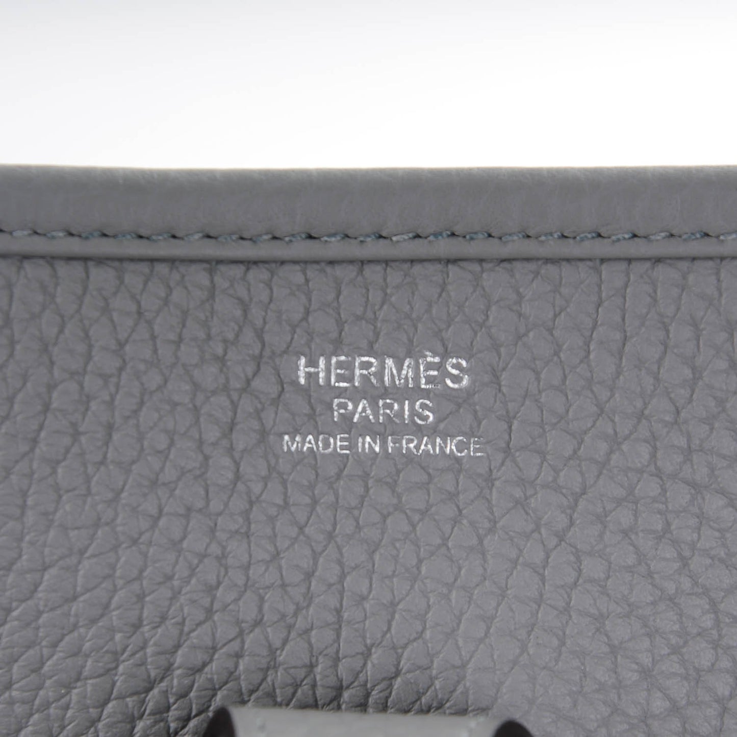 Taurillon Clemence Evelyne III PM Gris Mouette