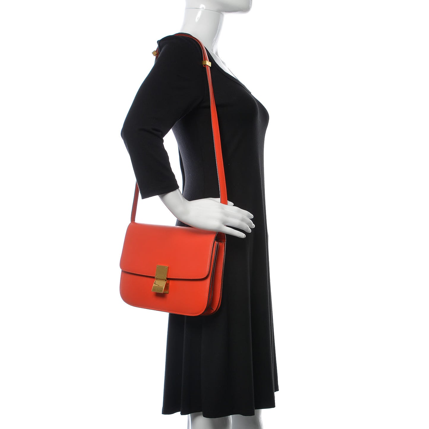 Box Calfskin Medium Classic Box Flap Bag Poppy
