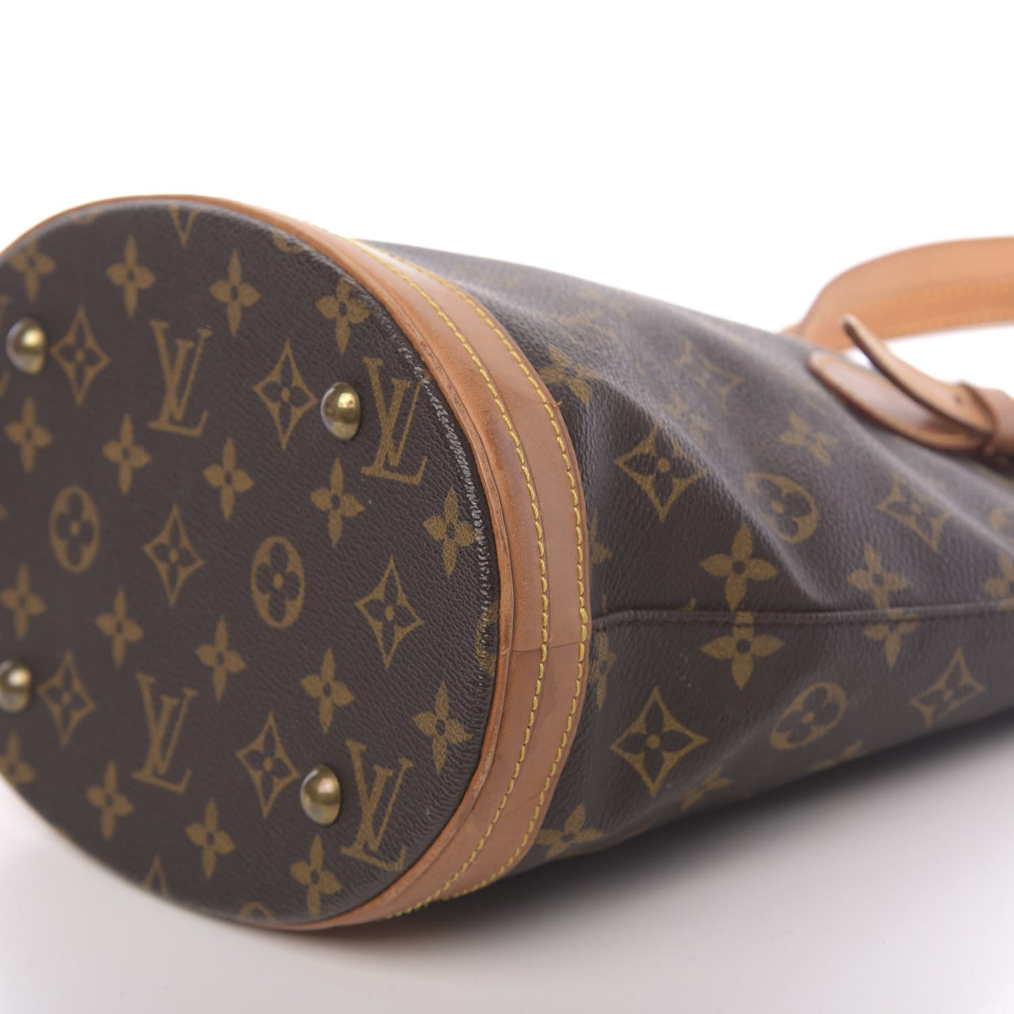 Monogram Petit Bucket 23