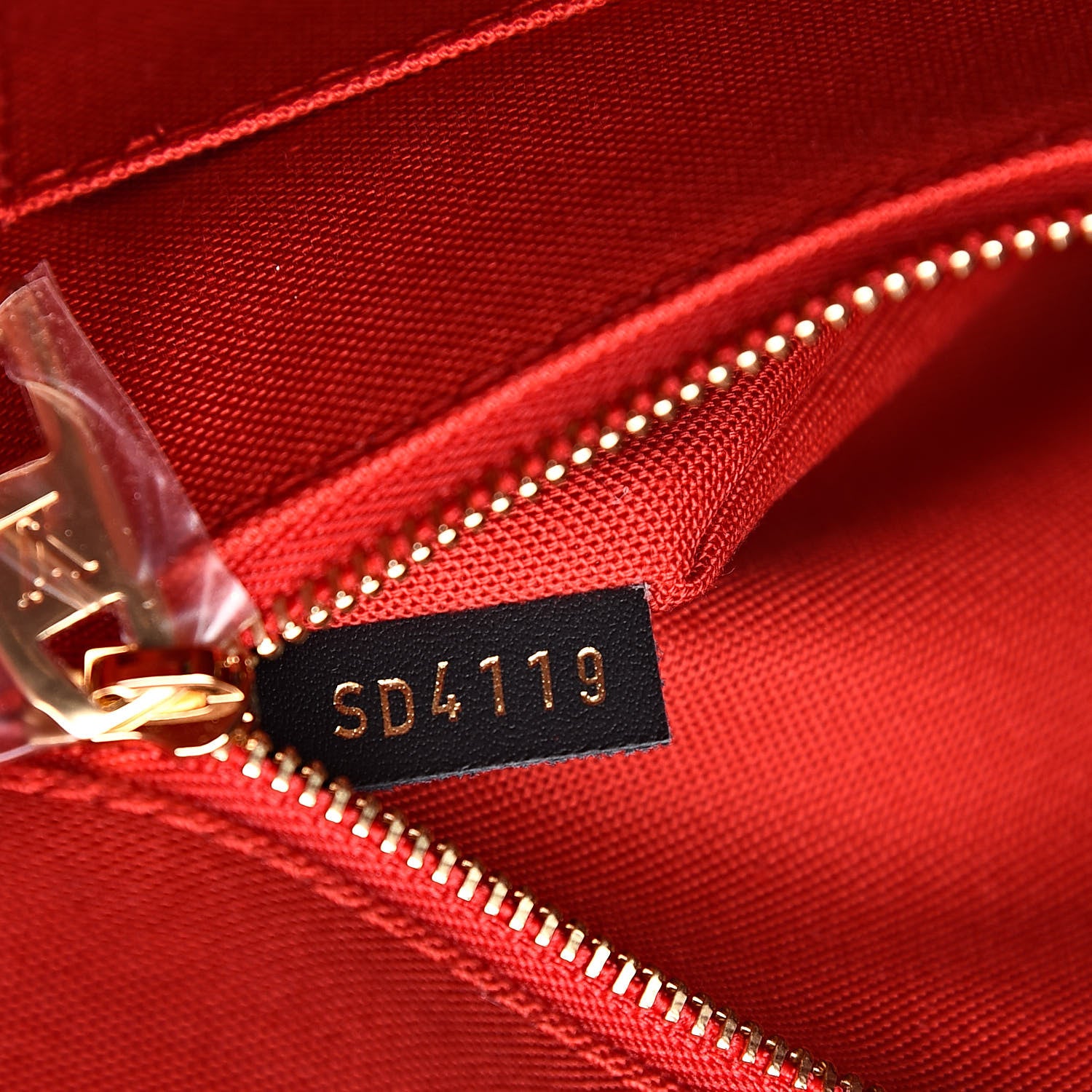 Louis Vuitton Reverse Monogram Giant Onthego MM 7 of 10
