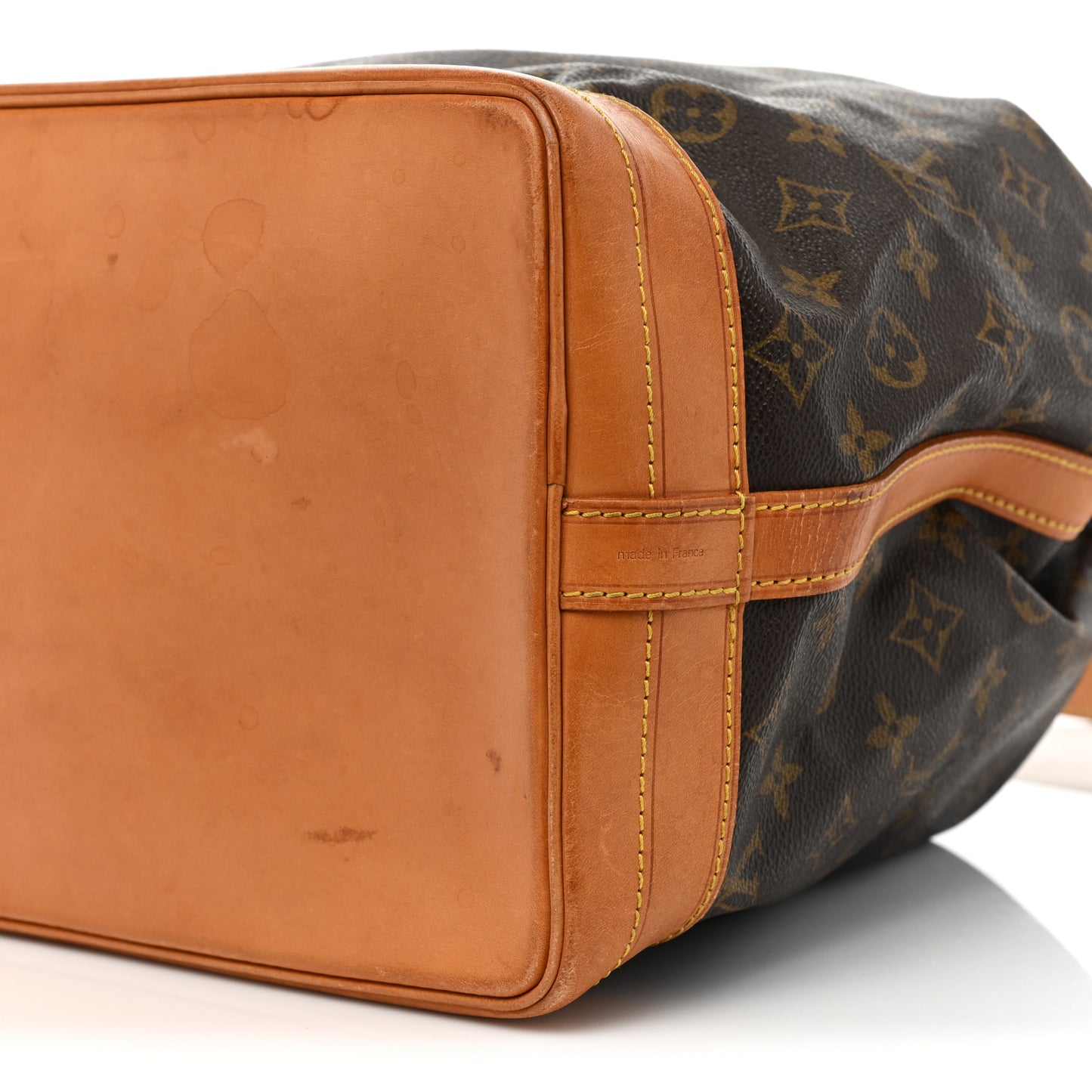 Monogram Noe