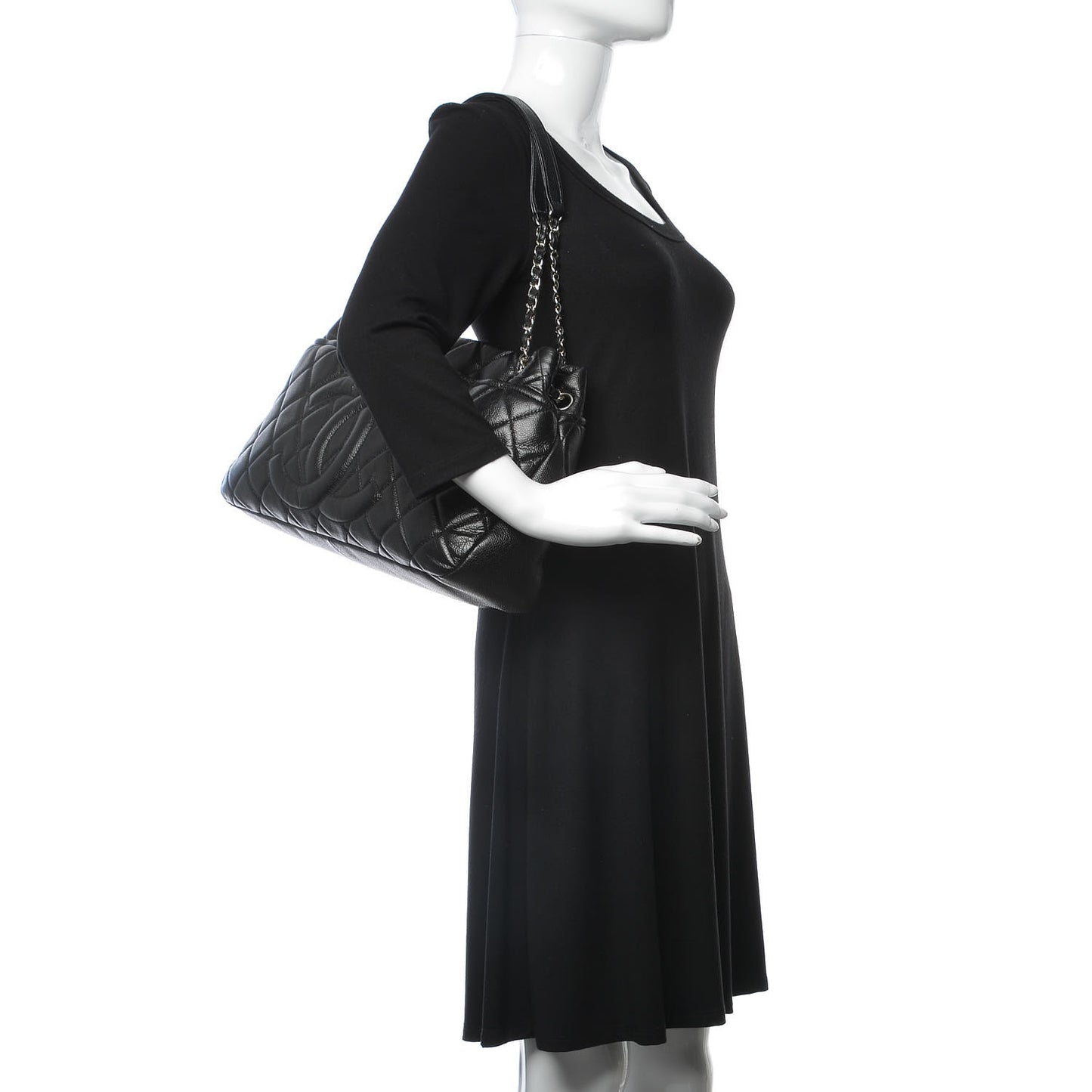 Caviar Quilted Timeless CC Soft Tote Black