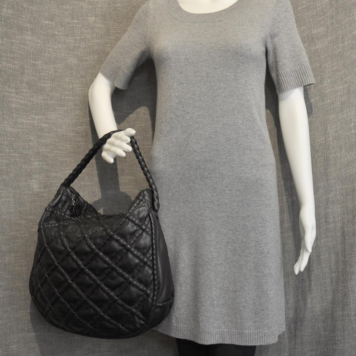 Quilted Lambskin Hidden Chain Hobo Black