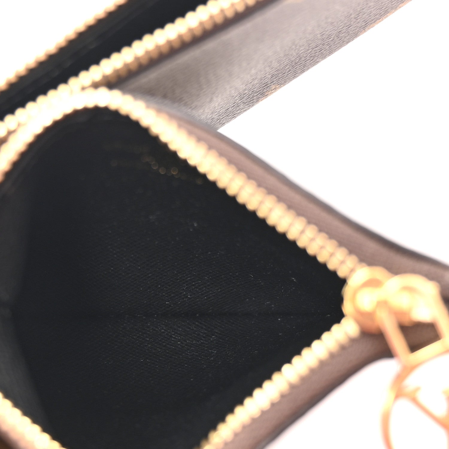 Louis Vuitton Reverse Monogram Giant Trio Pouch 6 of 11