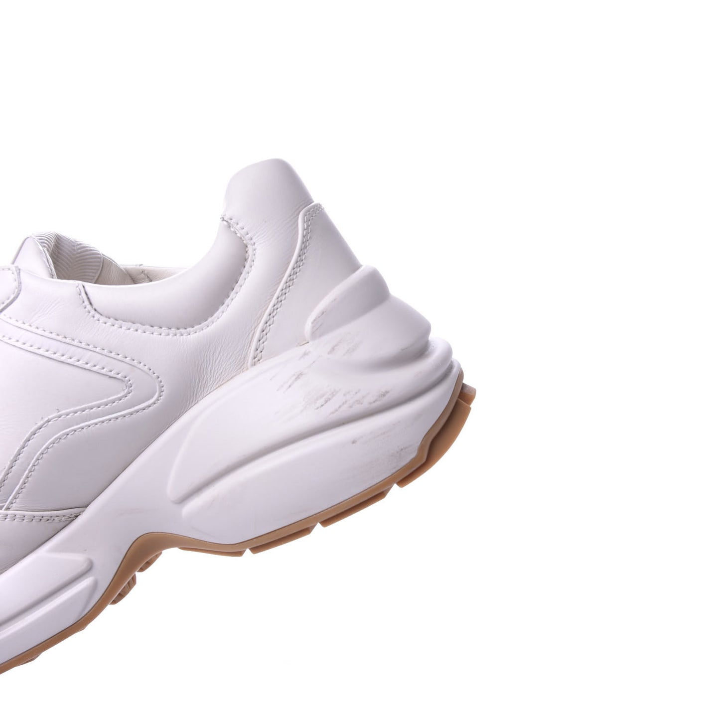 Calfskin Interlocking G Heart Rhyton Sneakers 35 Mystic White