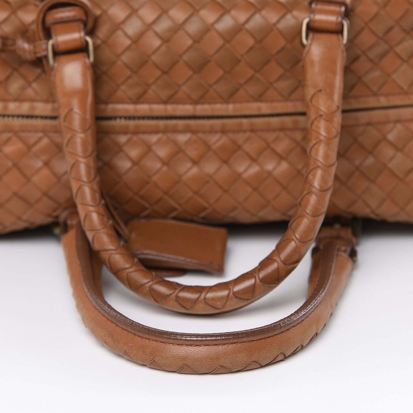 Nappa Intrecciato Montaigne Noce