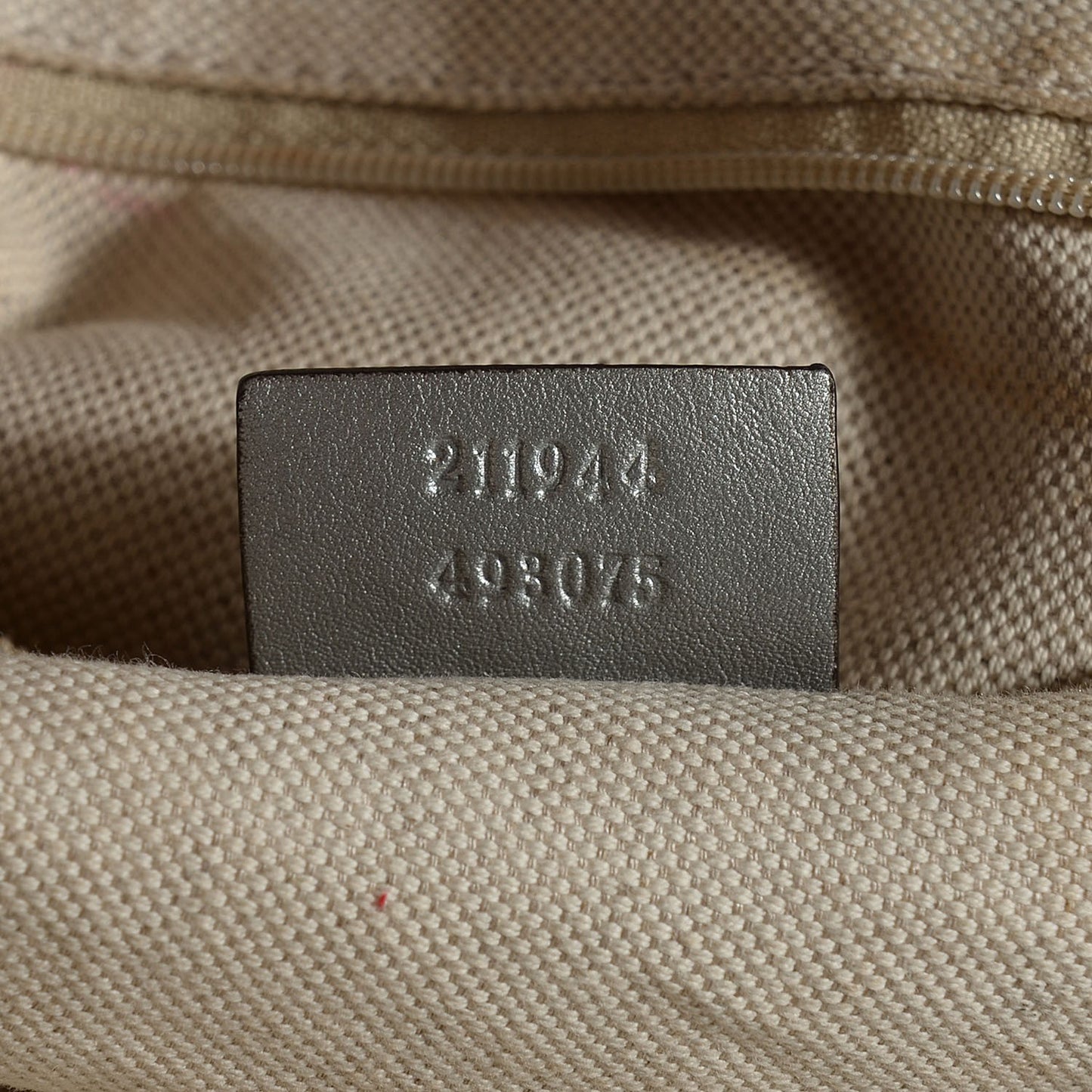 Guccissima Medium Sukey Tote Silver