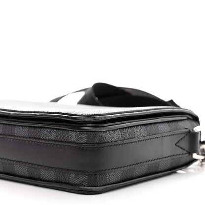 Louis Vuitton Damier Graphite 3D Studio Messenger 9 of 10