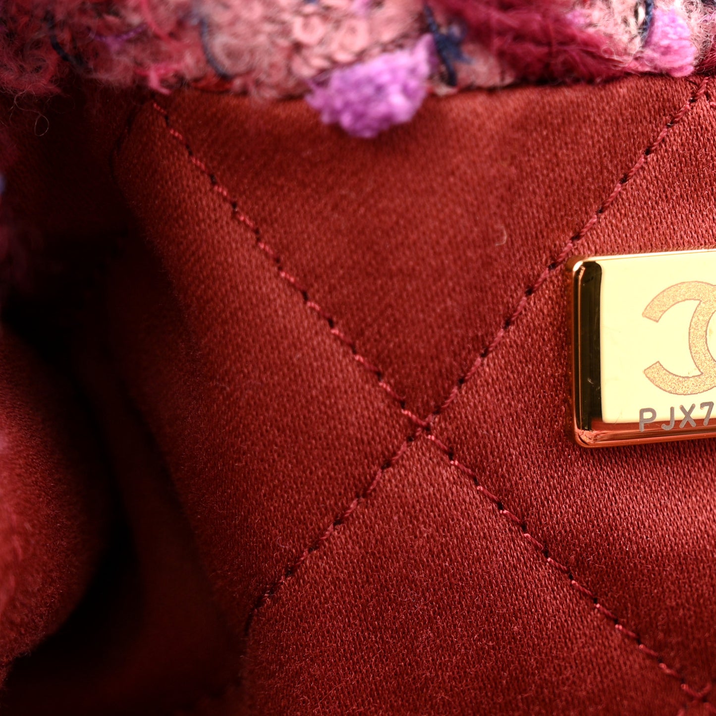 Tweed Quilted Chanel 22 Pink Burgundy