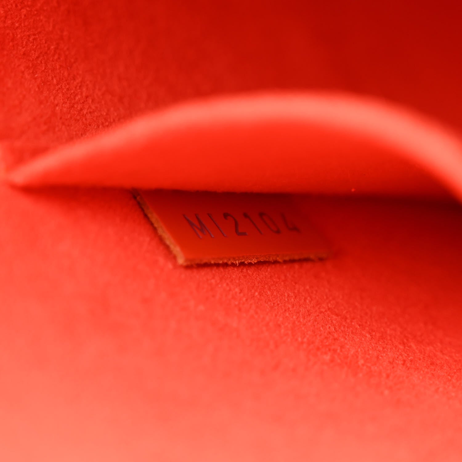 Louis Vuitton Epi Alma PM Piment 7 of 13