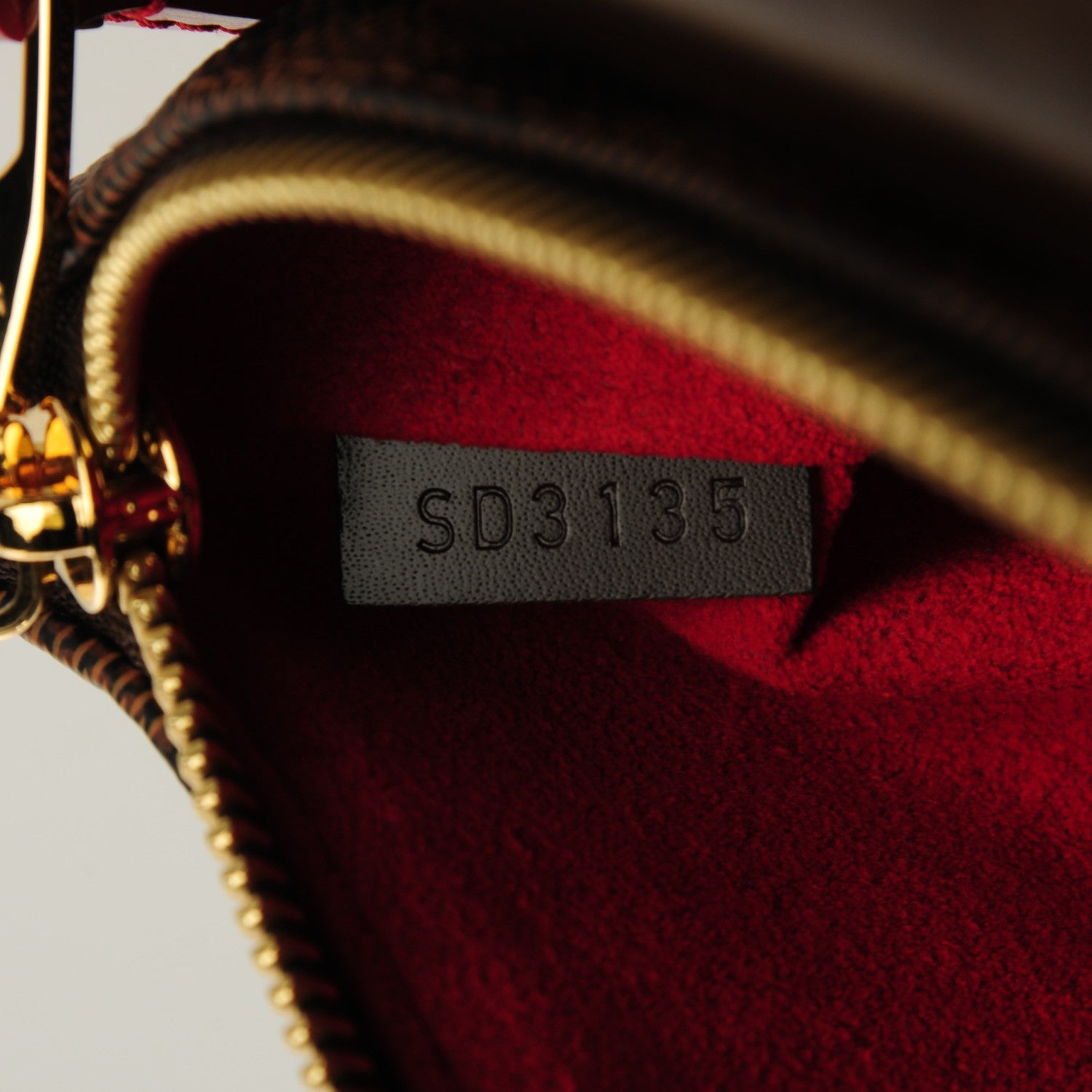 Louis Vuitton Damier Ebene Twice Cherry 7 of 8