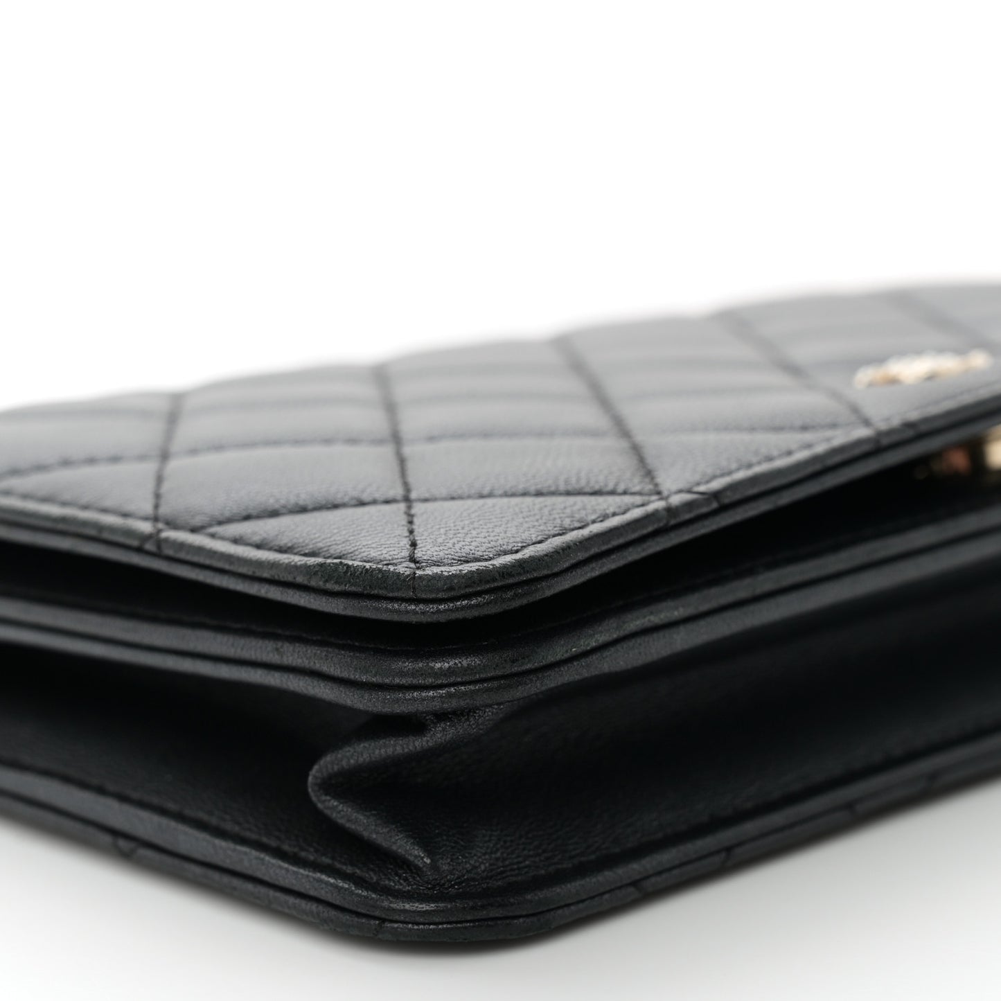 Iridescent Lambskin Quilted Pearl Wallet On Chain WOC Black