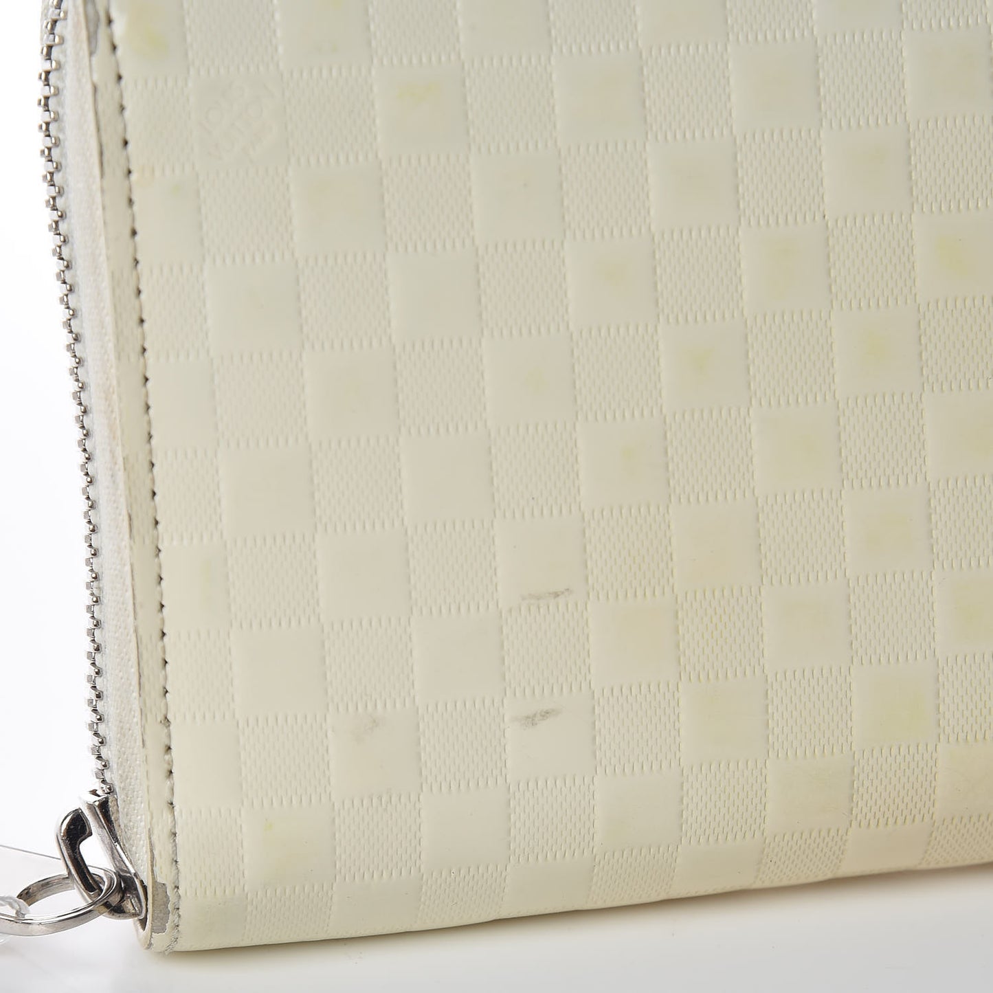 Shiny Calfskin Damier Facette Zippy Wallet Creme