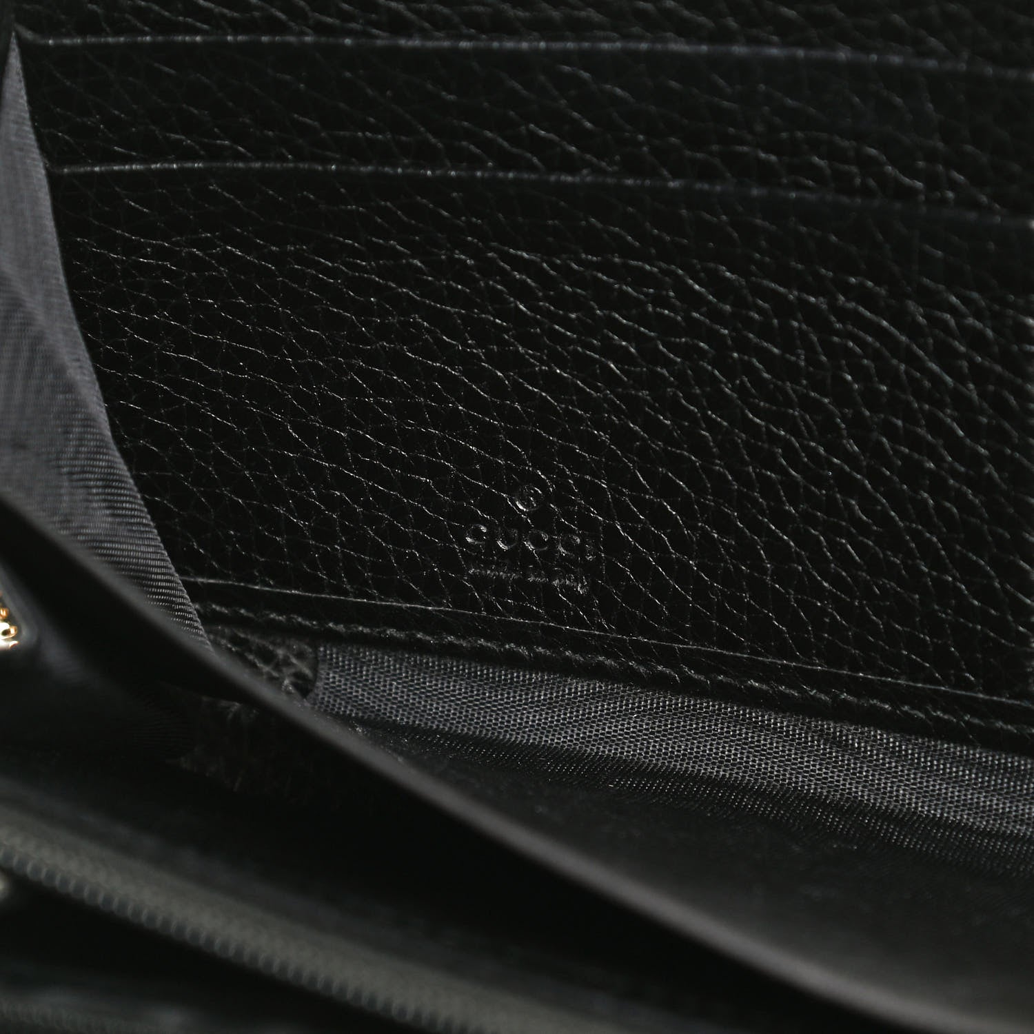 Gucci Pebbled Calfskin Soho Zip Around Wallet Black 6 of 12