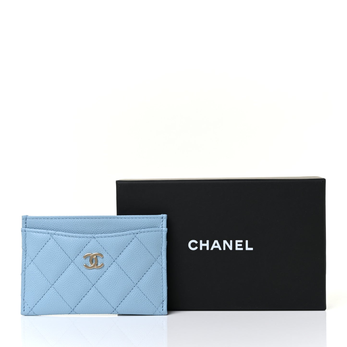 Caviar Quilted Card Holder Light Blue