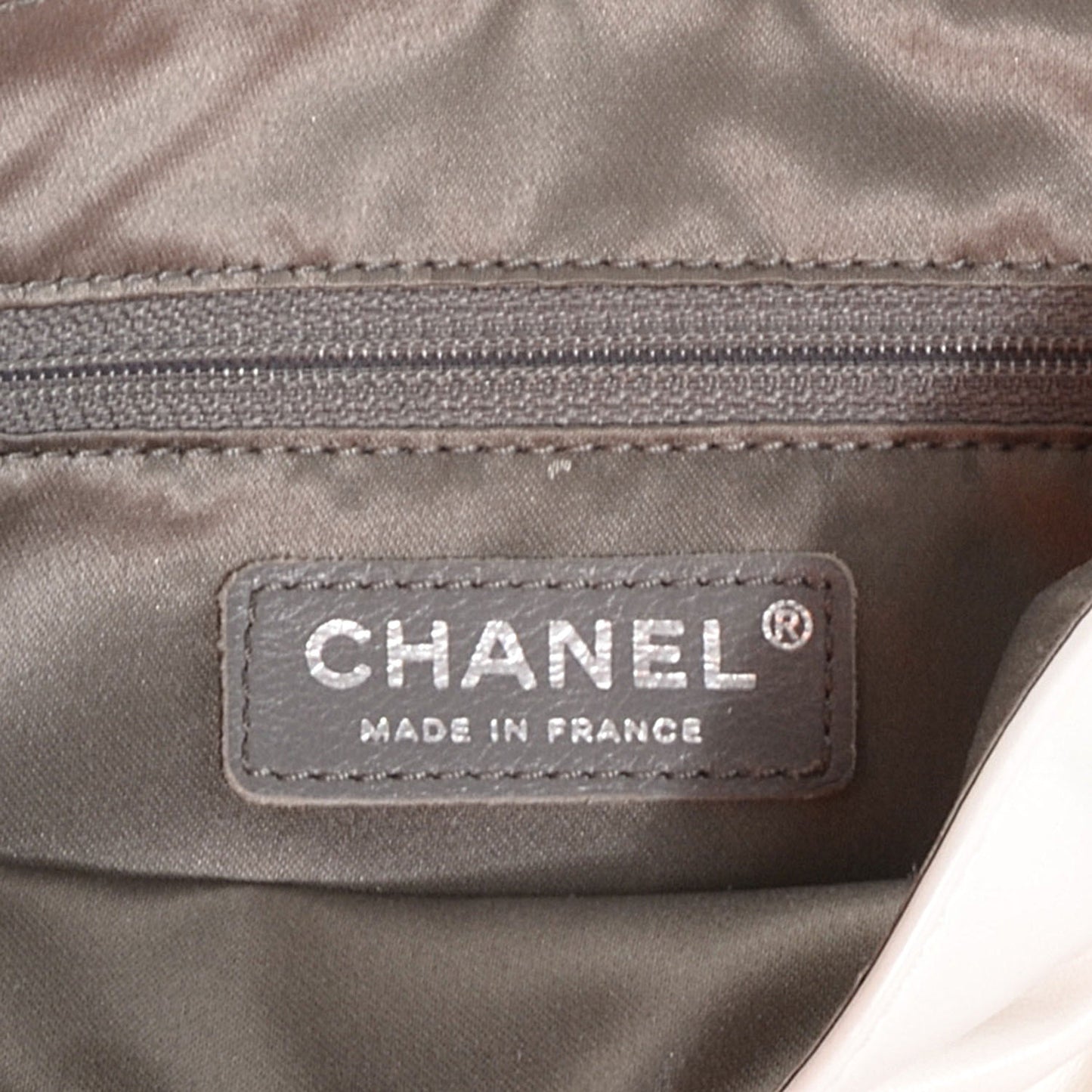 Lambskin Rock and Chain Small Flap White