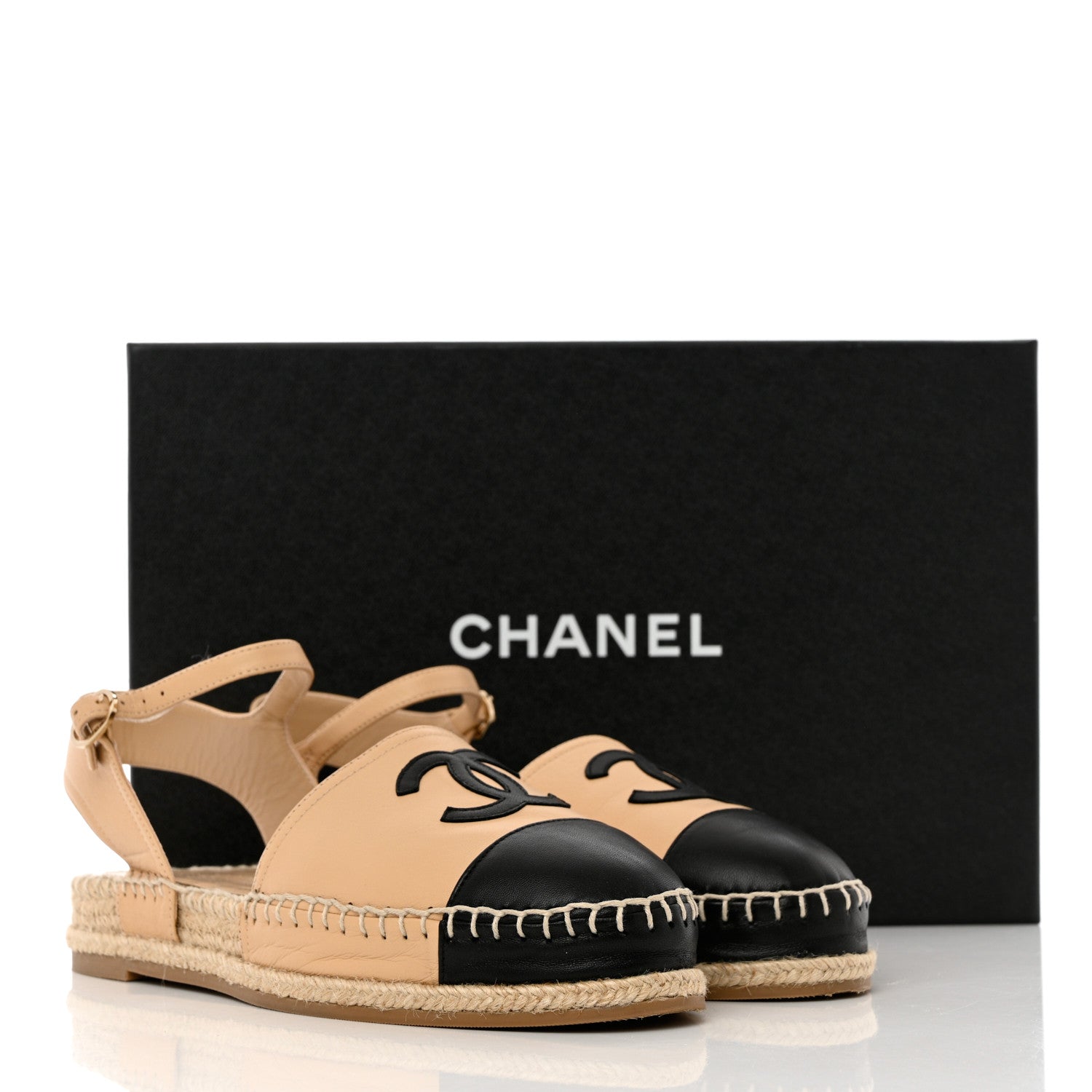 Chanel Lambskin Cap Toe CC Espadrille Sandals 38 Beige Black 10 of 10