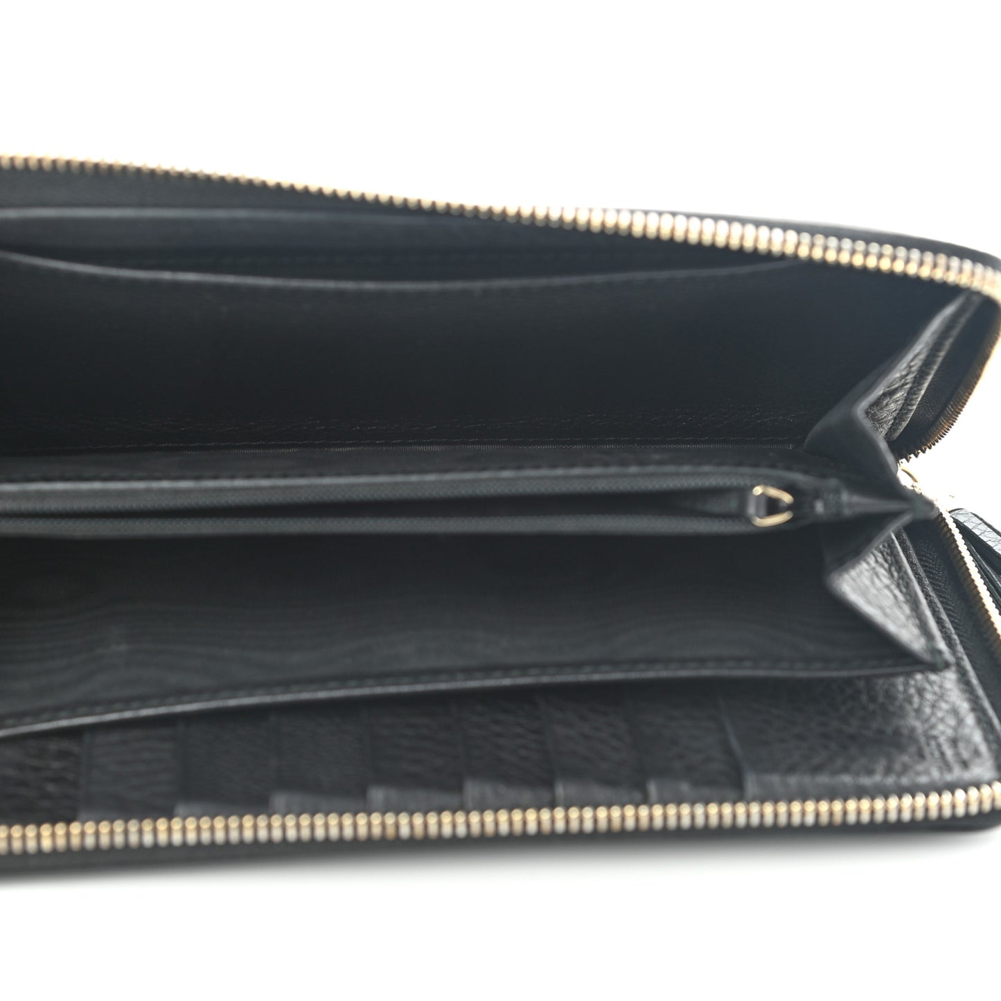Pebbled Calfskin Soho Zip Around Wallet Black