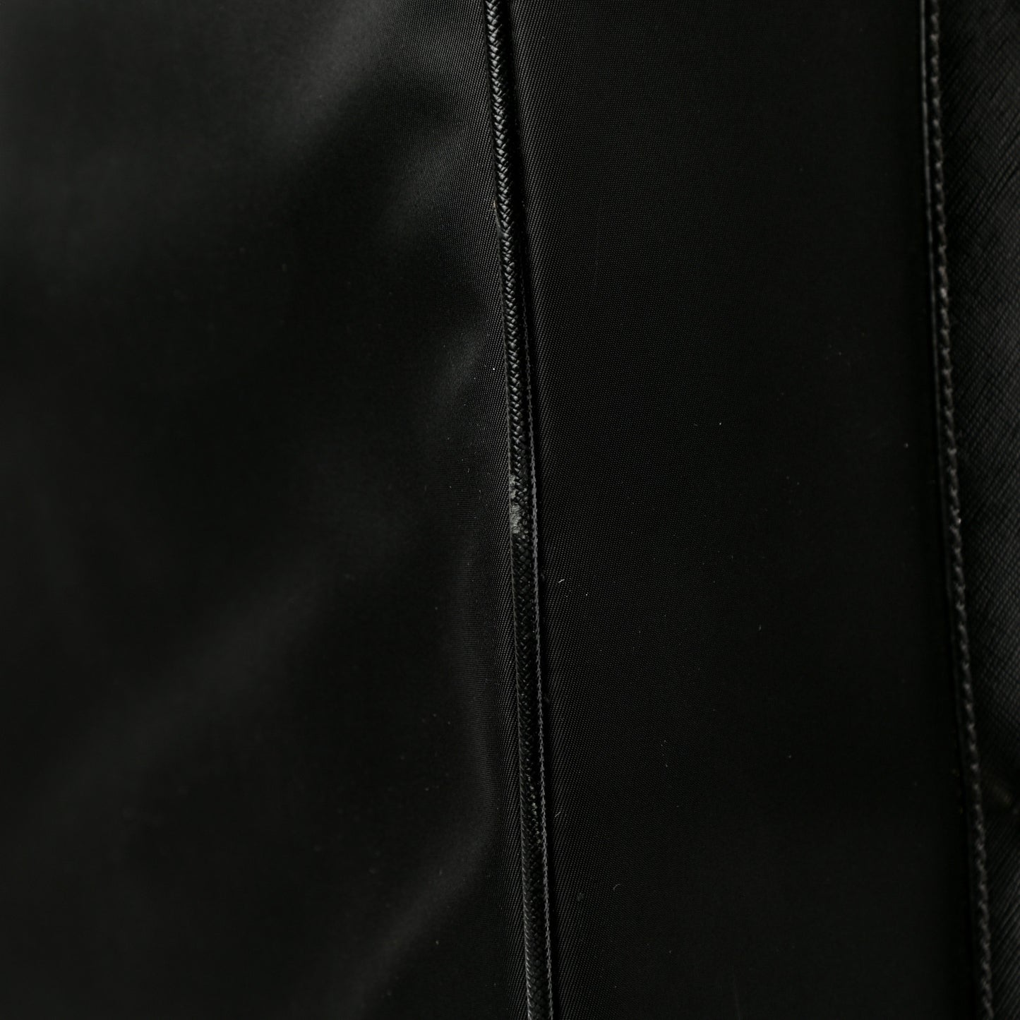 Tessuto Nylon Saffiano Suitcase Black
