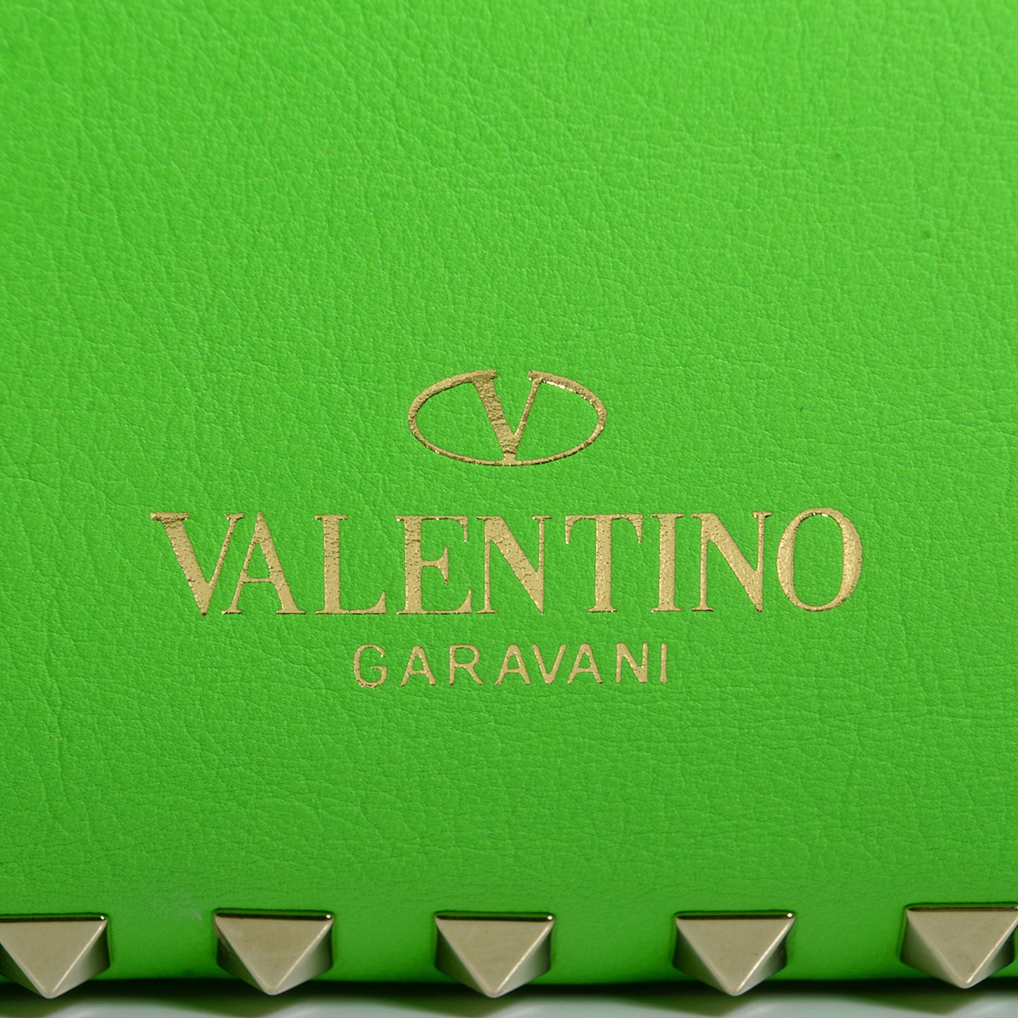 Vitello Medium Rockstud Tote Green Fluo